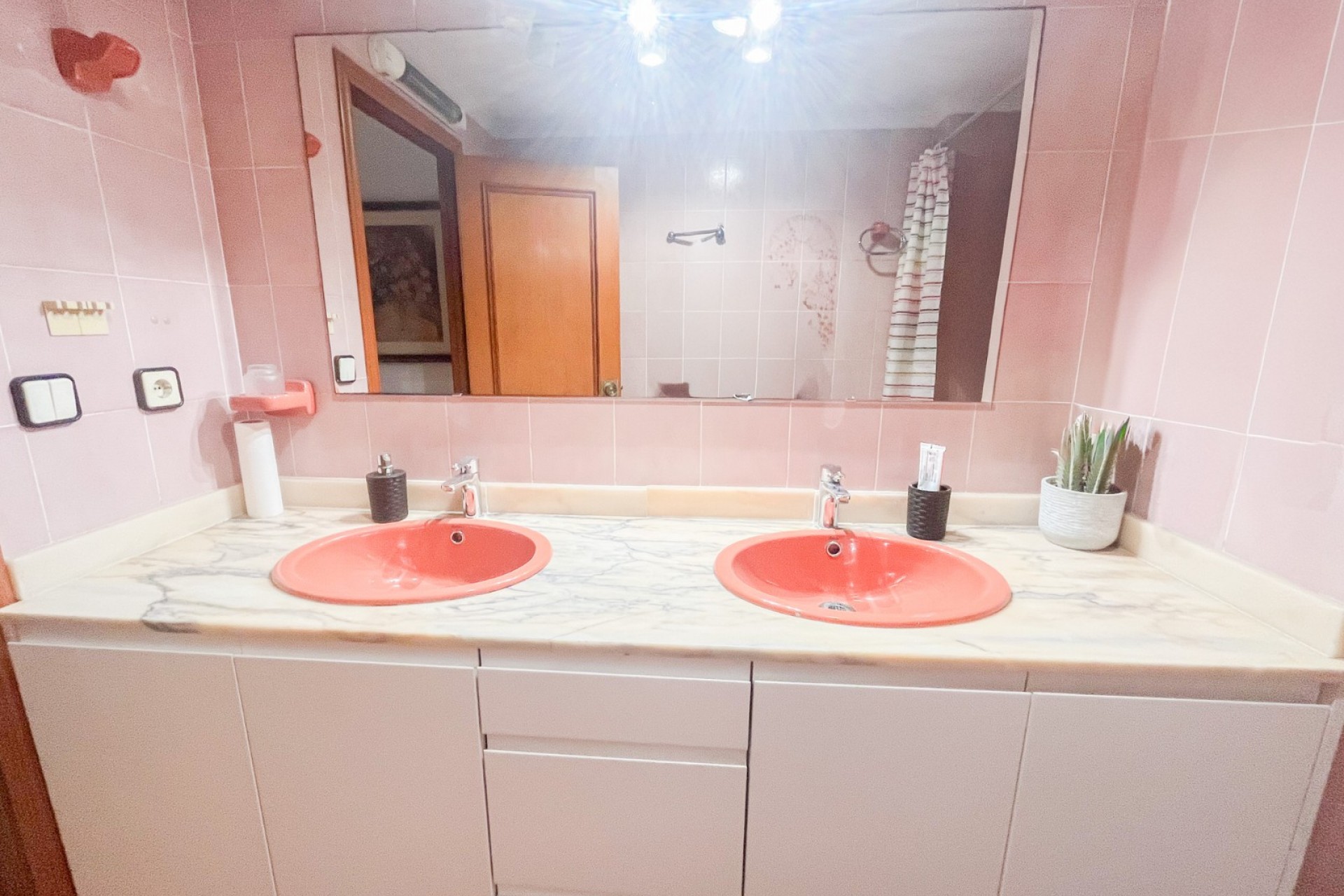 Resale - Apartamento -
Alicante - Centro