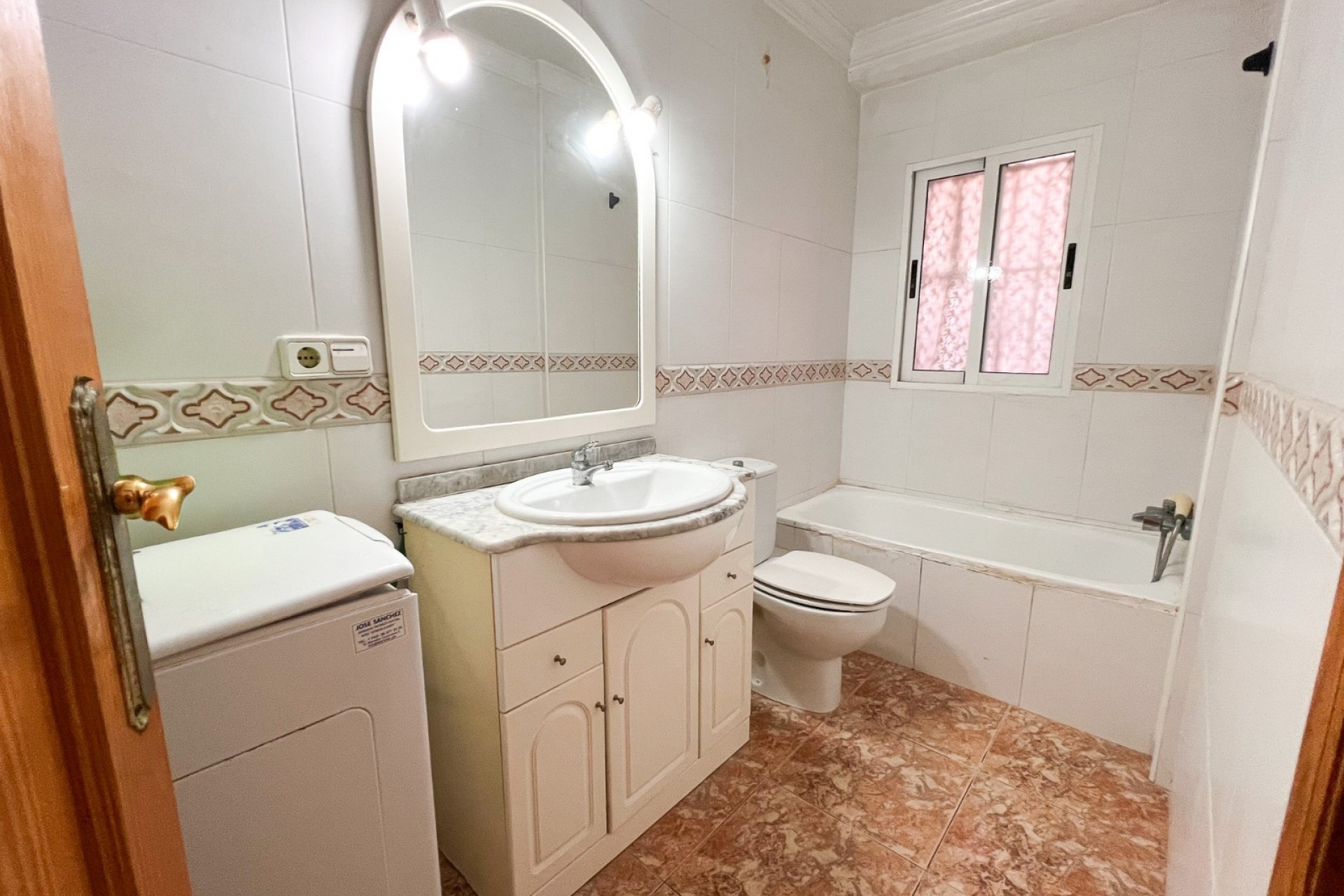 Resale - Apartamento -
Guardamar del Segura - Beach Guardamar