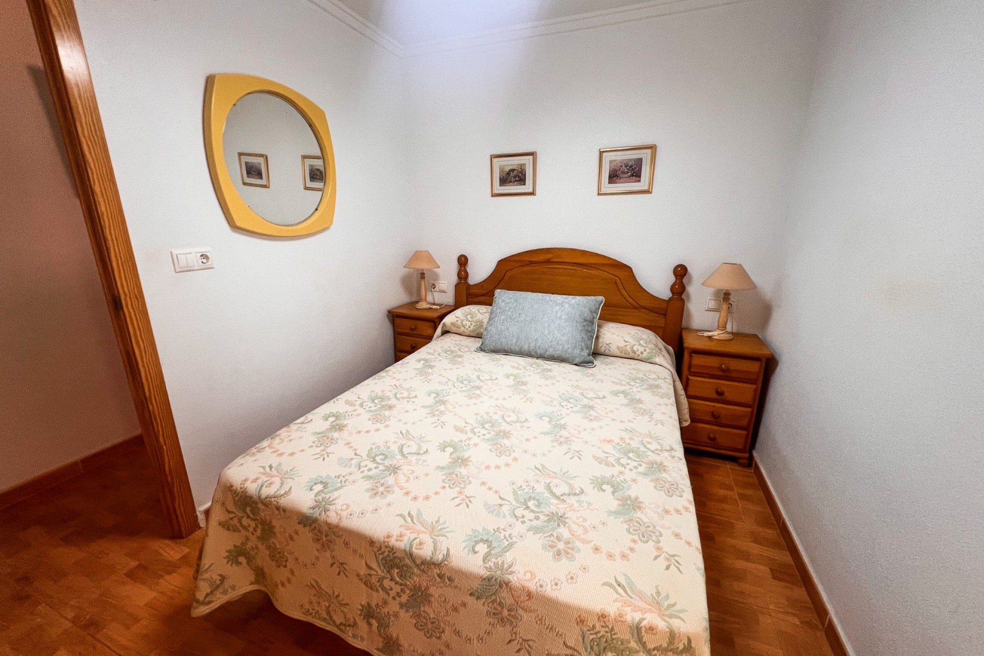Resale - Apartamento -
Guardamar del Segura - Playa Centro Guardamar