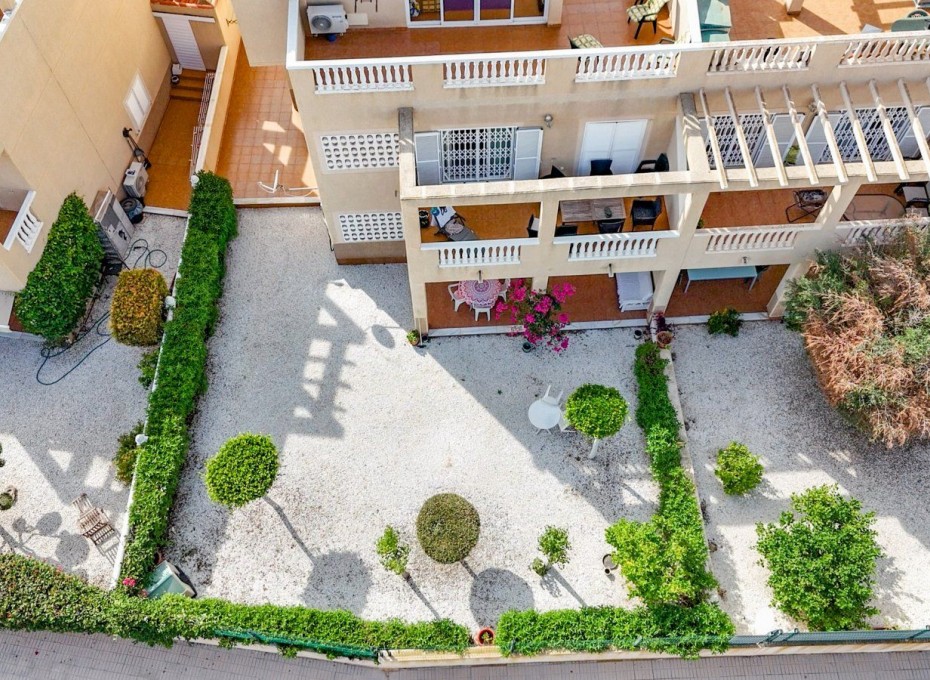 Resale - Apartamento -
Orihuela Costa - Playa Flamenca