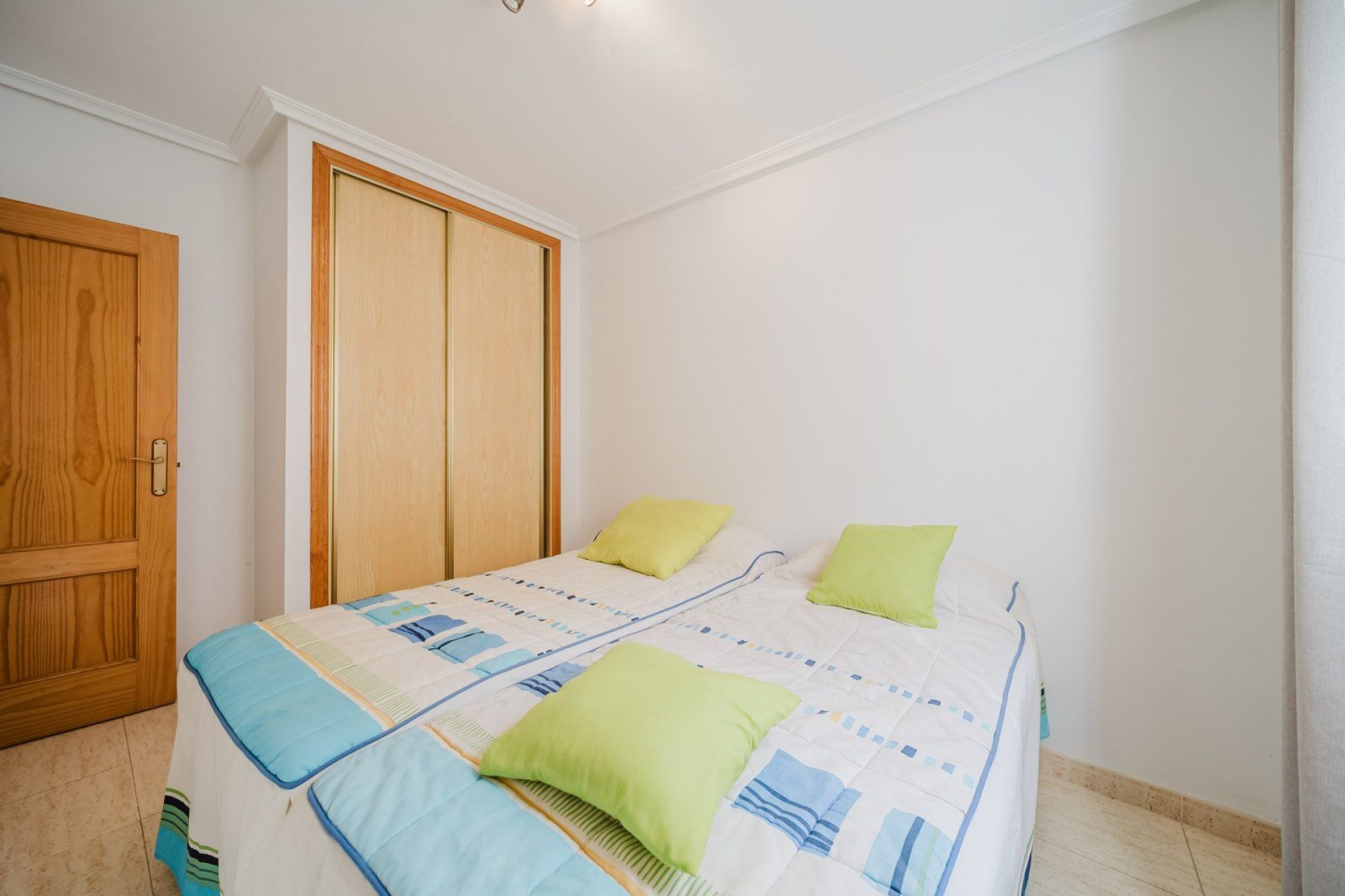 Resale - Apartamento -
Orihuela Costa - Playa Flamenca