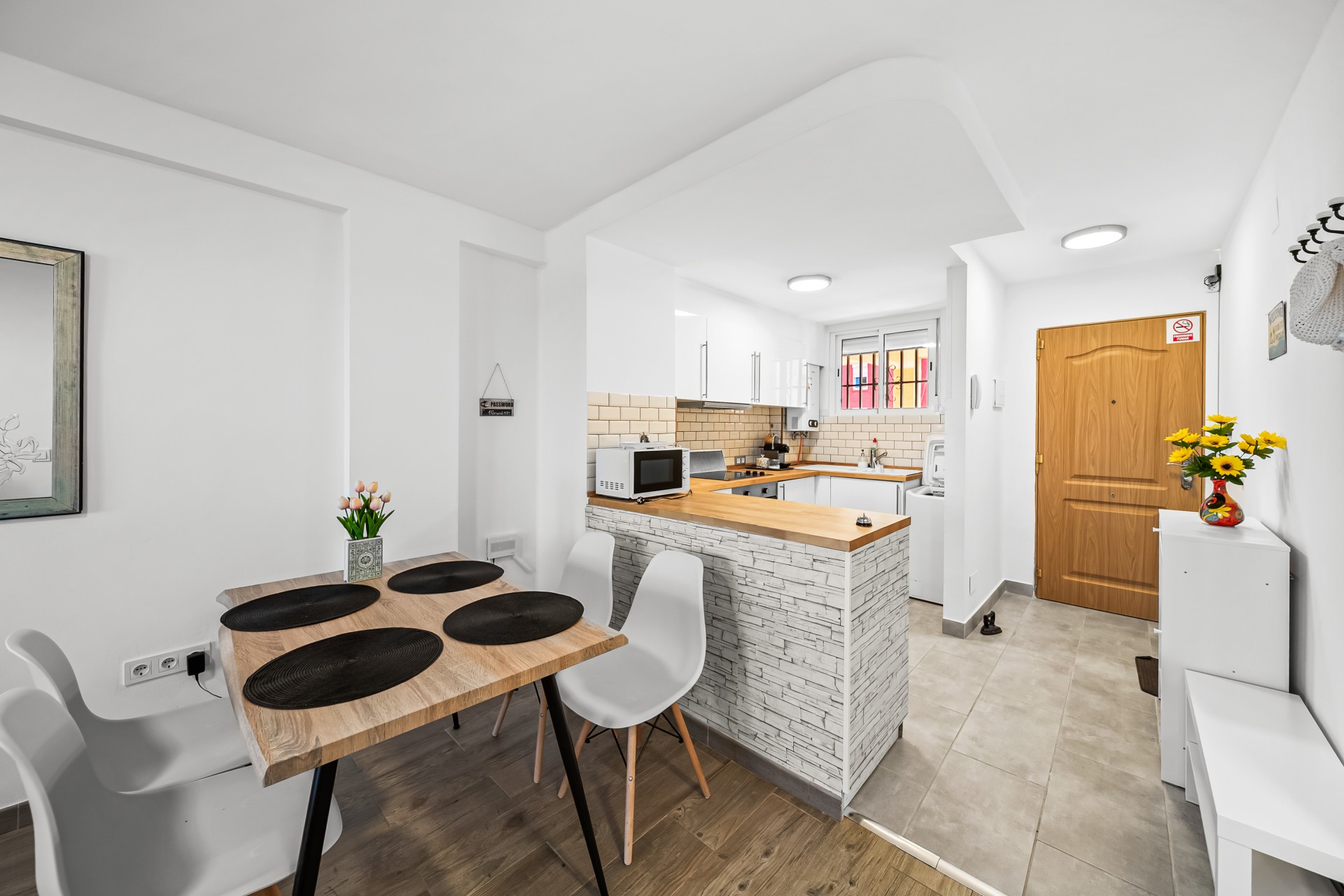 Resale - Apartamento -
Torrevieja - Cabo Cervera