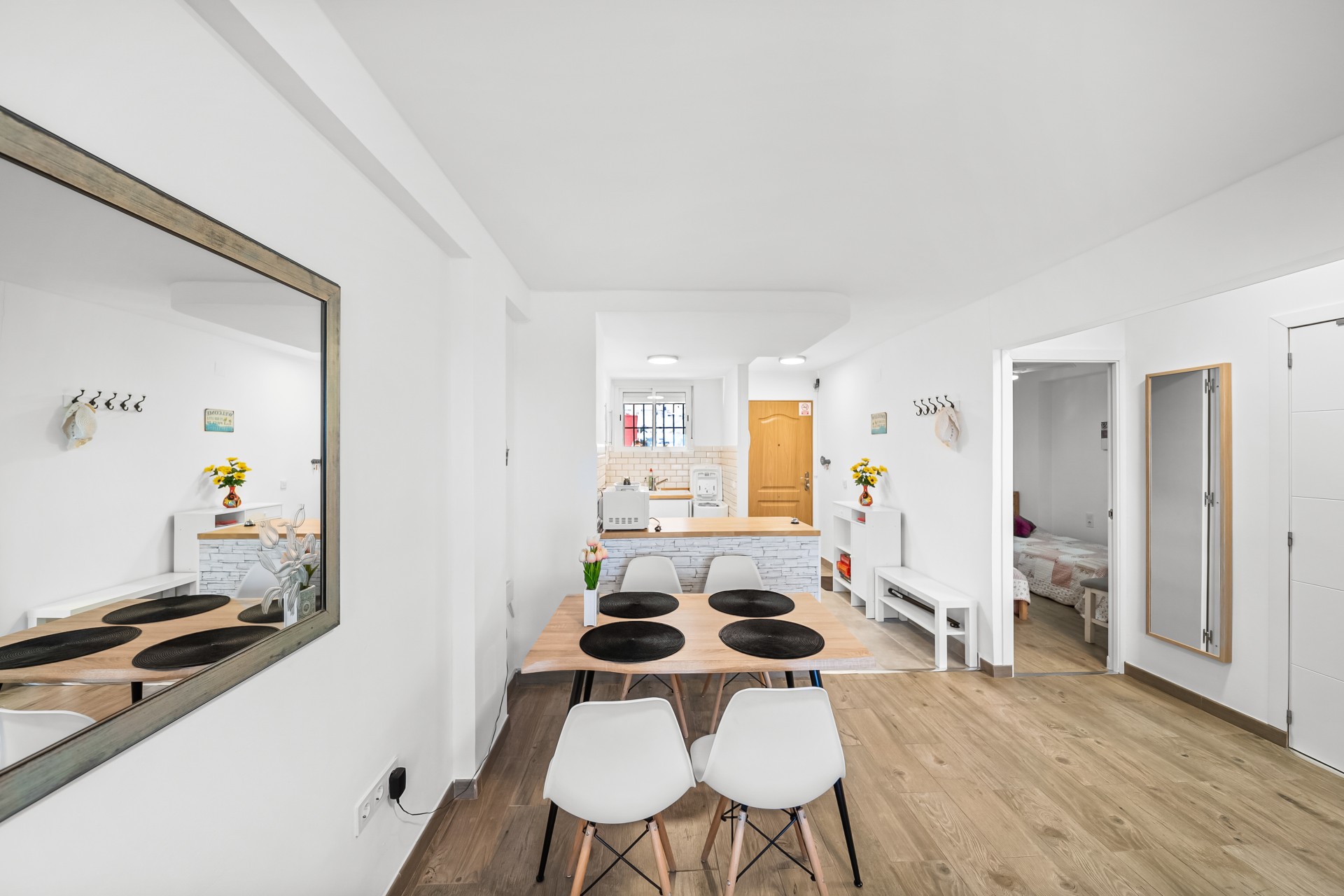 Resale - Apartamento -
Torrevieja - Cabo Cervera