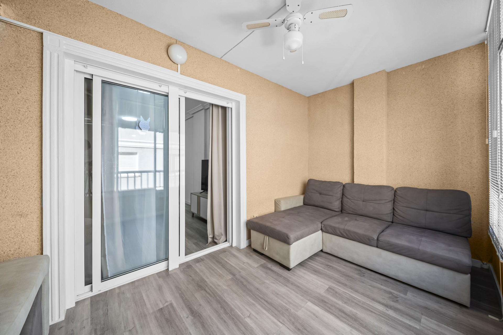 Resale - Apartamento -
Torrevieja - Centro