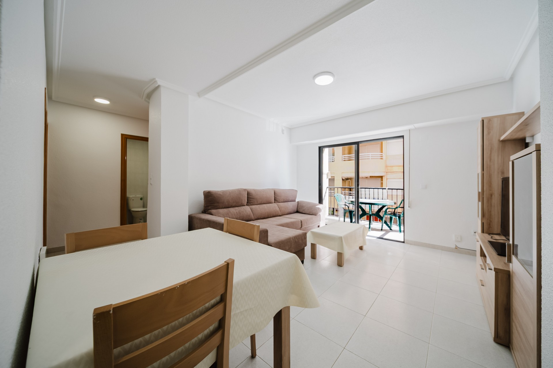 Resale - Apartamento -
Torrevieja - La Mata