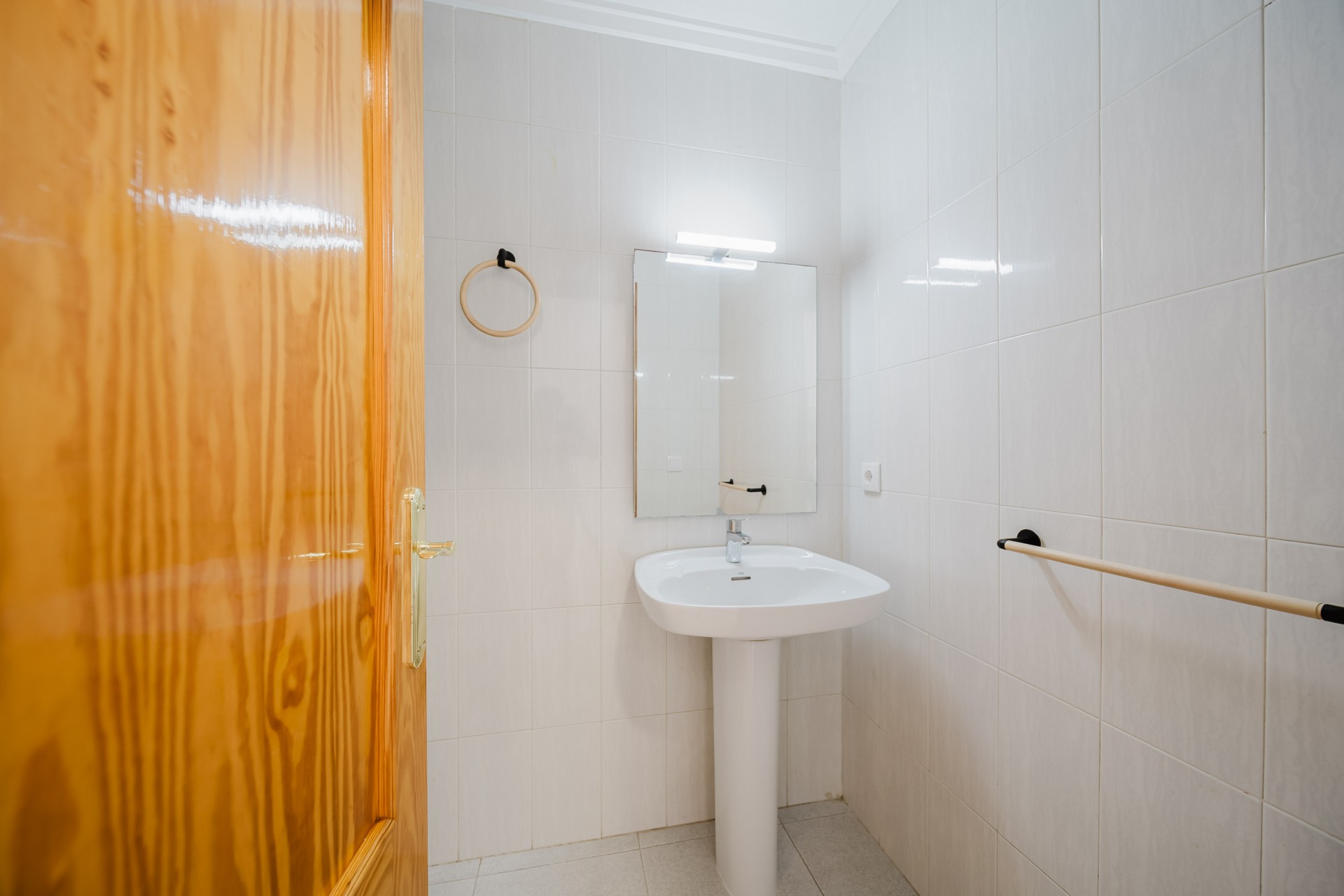 Resale - Apartamento -
Torrevieja - La Mata