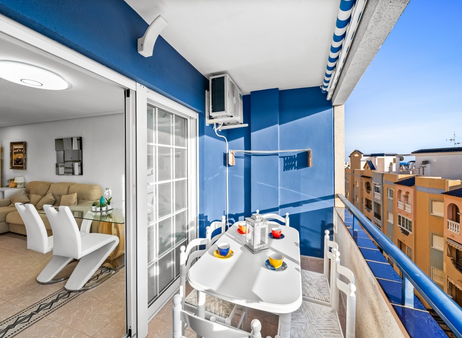 Resale - Apartamento -
Torrevieja - La Mata