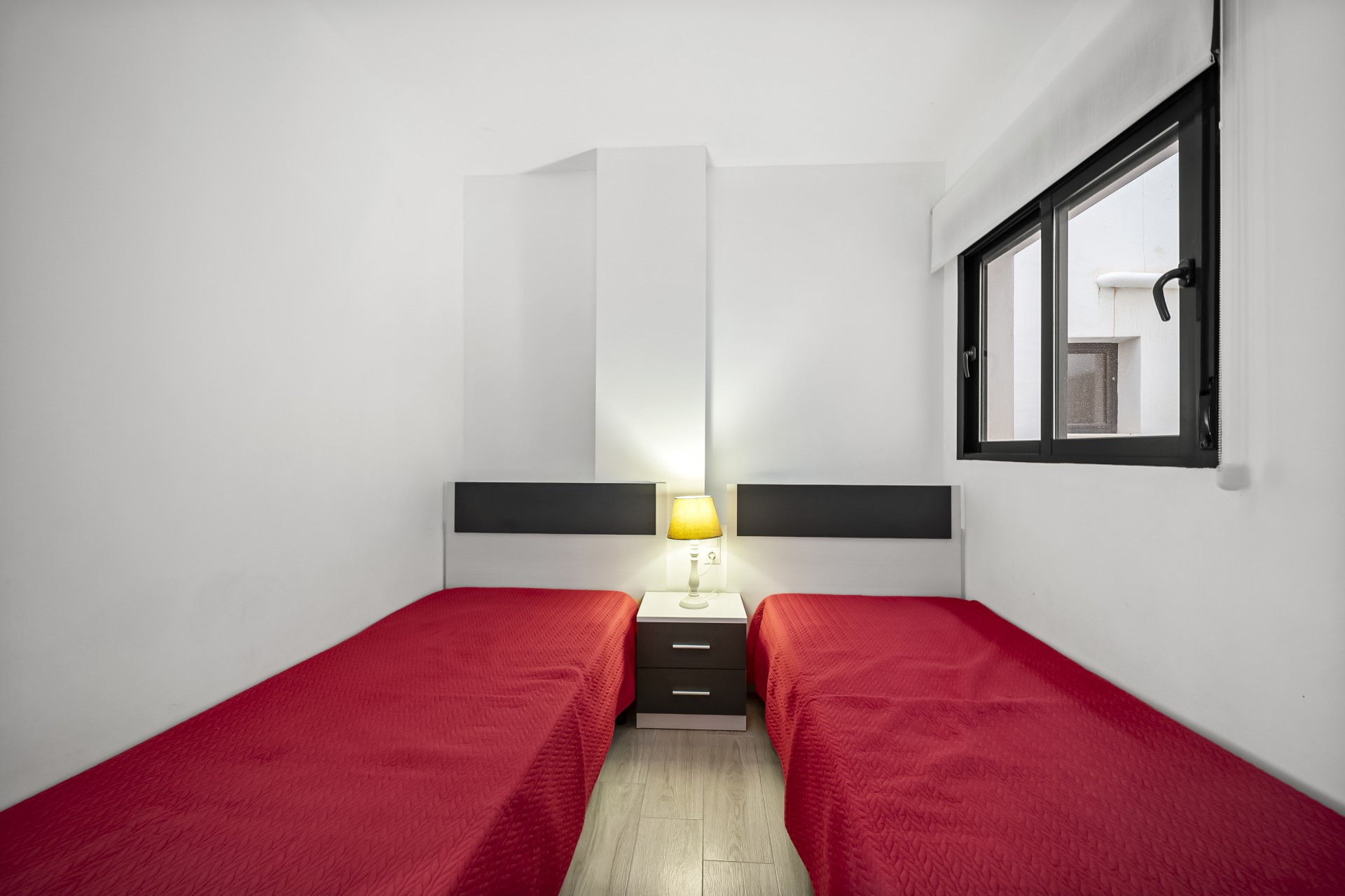 Resale - Apartamento -
Torrevieja - La Mata