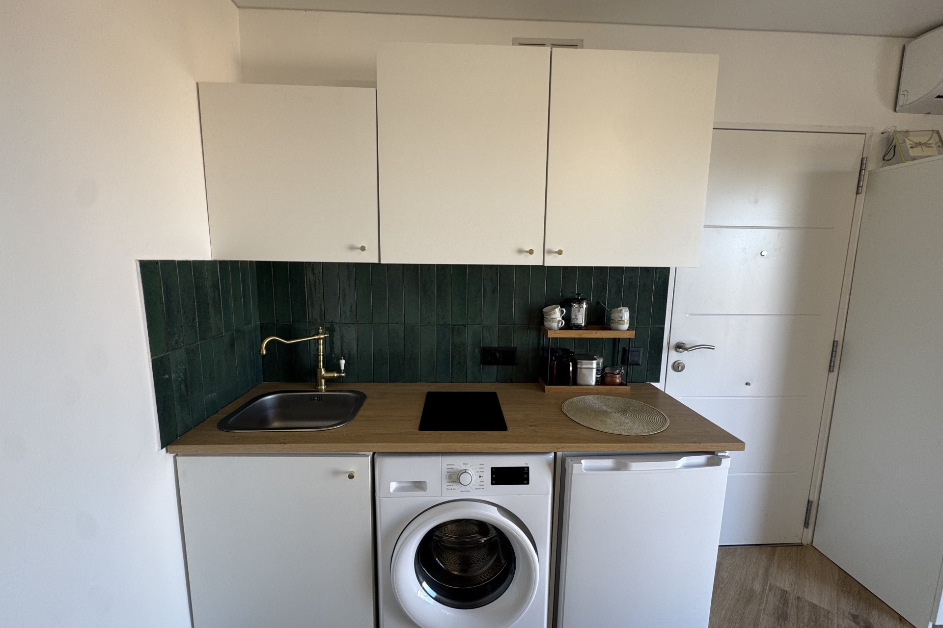 Resale - Apartamento -
Torrevieja - La Mata