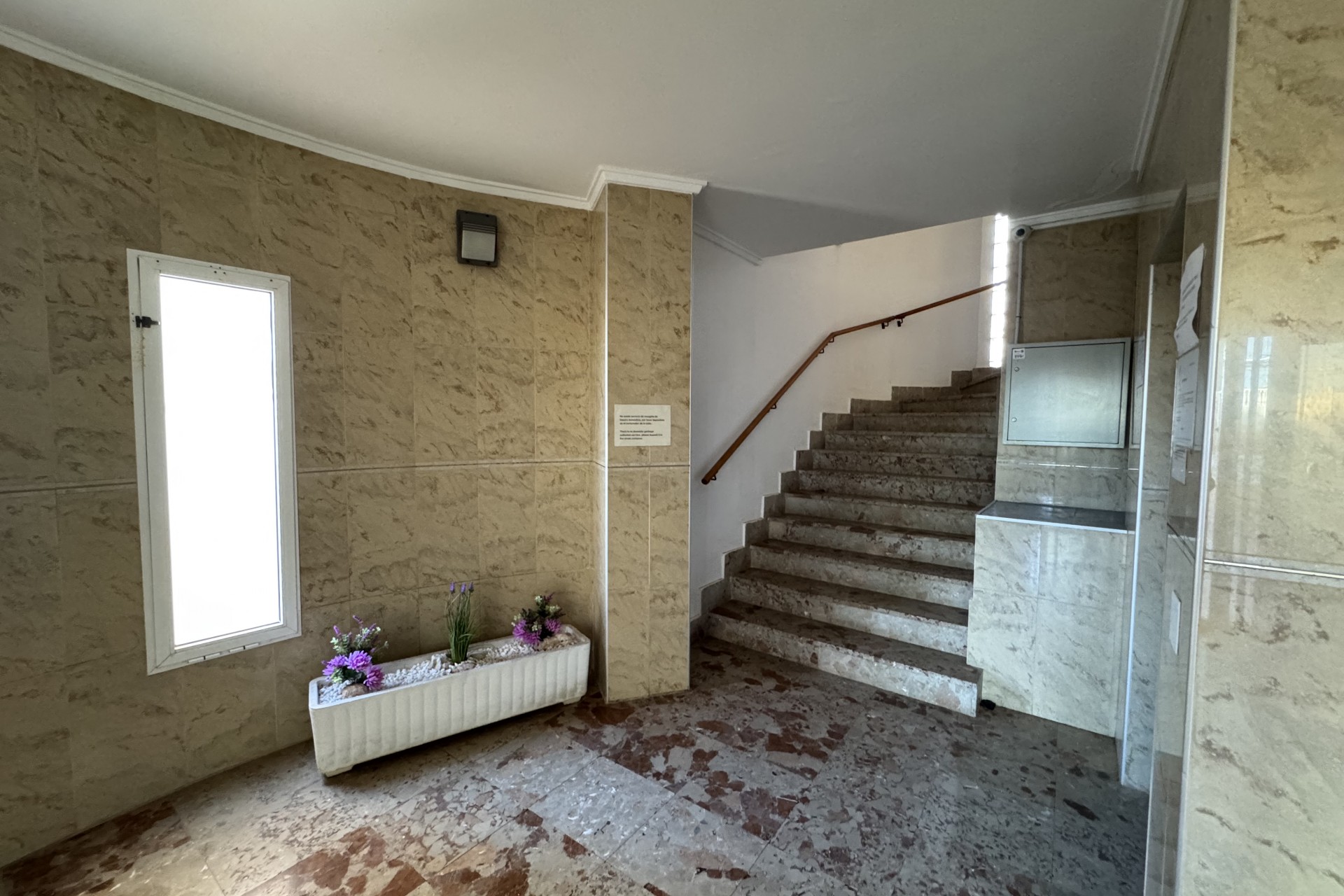 Resale - Apartamento -
Torrevieja - La Mata