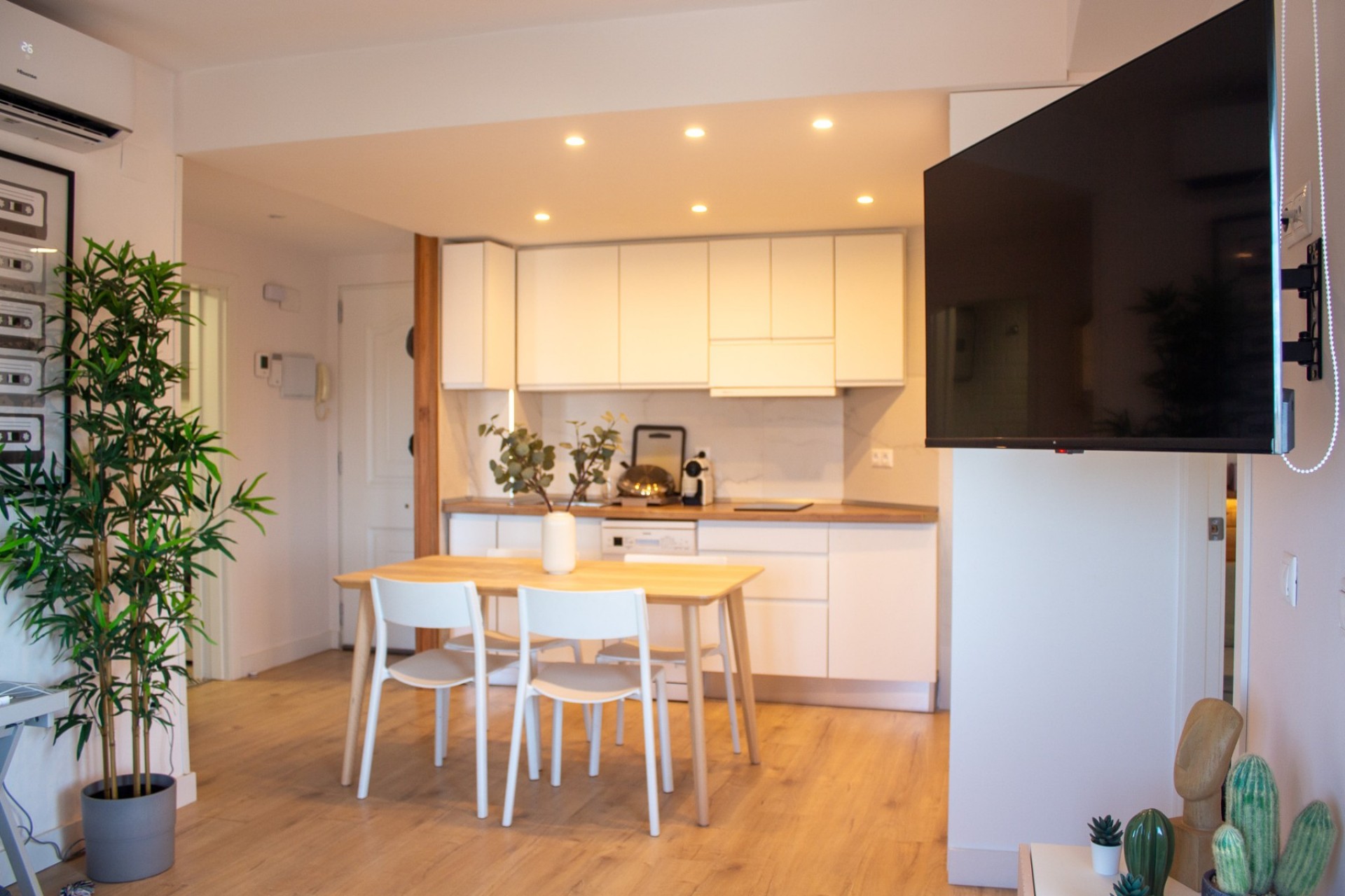 Resale - Apartamento -
Torrevieja - La Mata