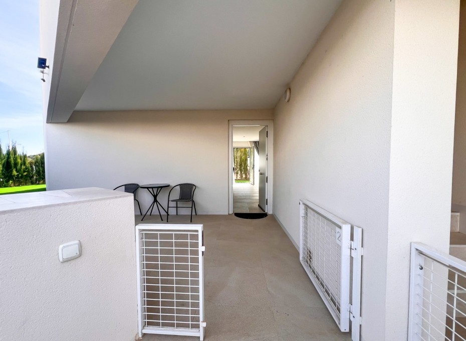 Resale - Apartamento -
Torrevieja - Los Balcones