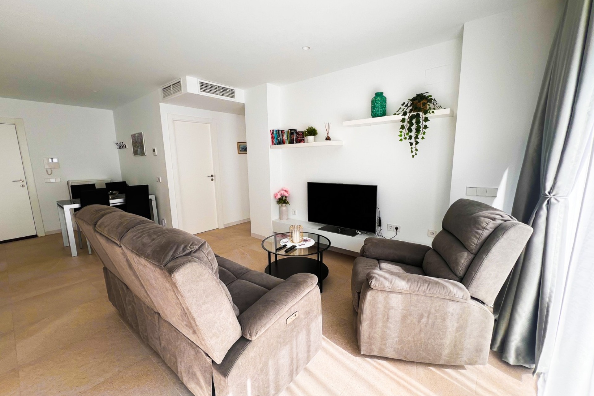 Resale - Apartamento -
Torrevieja - Los Balcones
