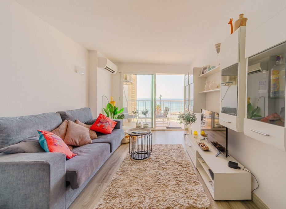 Resale - Apartamento -
Torrevieja - Playa del cura