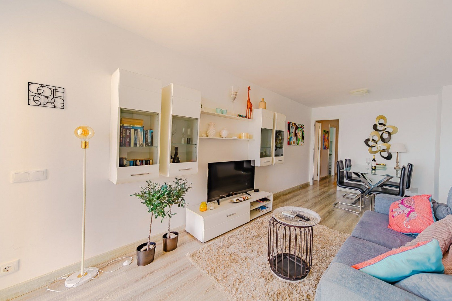 Resale - Apartamento -
Torrevieja - Playa del cura