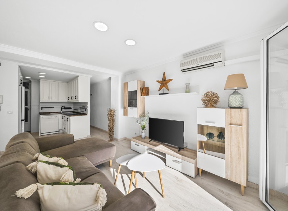 Resale - Apartamento -
Torrevieja - Puerto