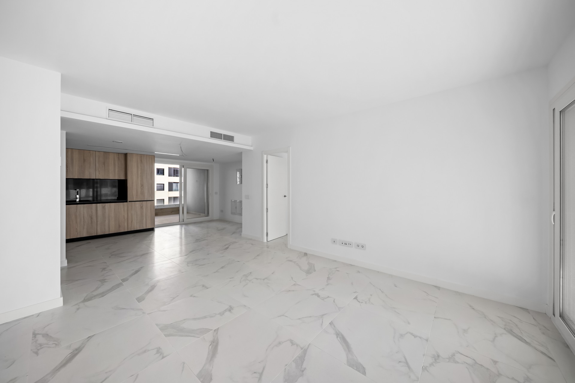 Resale - Apartamento -
Torrevieja - Punta prima