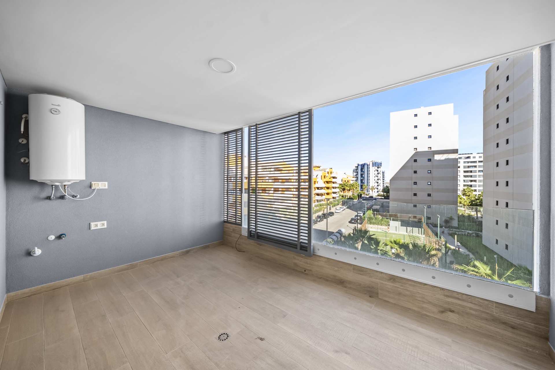 Resale - Apartamento -
Torrevieja - Punta prima