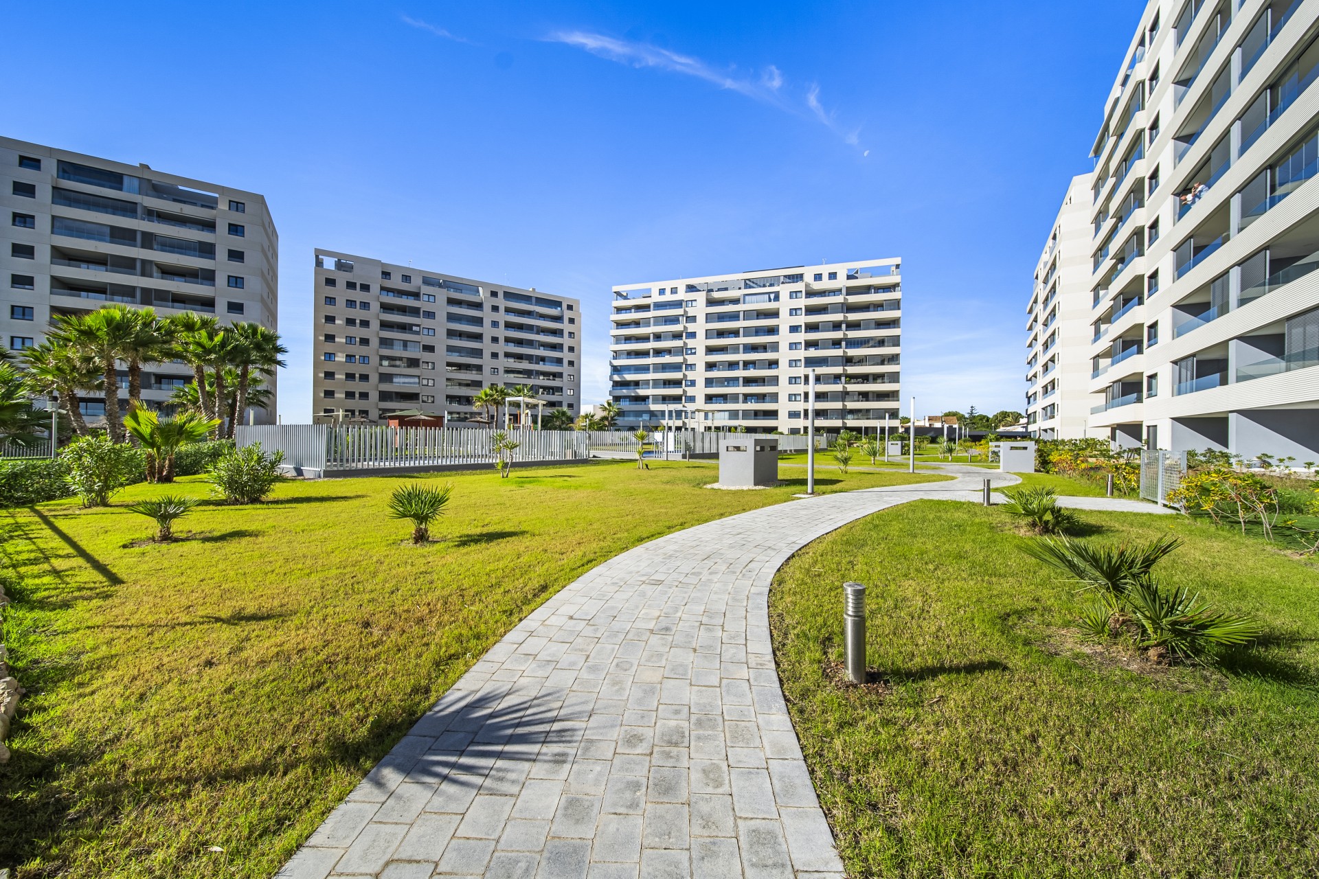 Resale - Apartamento -
Torrevieja - Punta prima