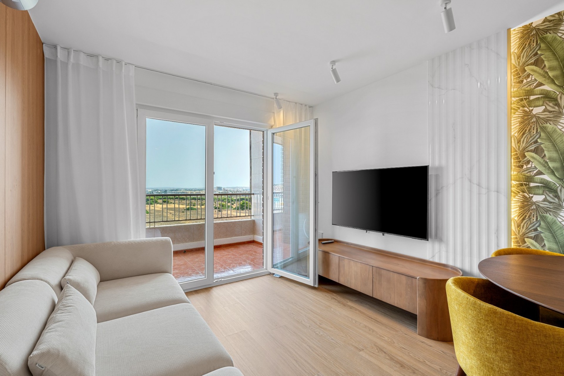 Resale - Apartamento -
Torrevieja - Punta prima
