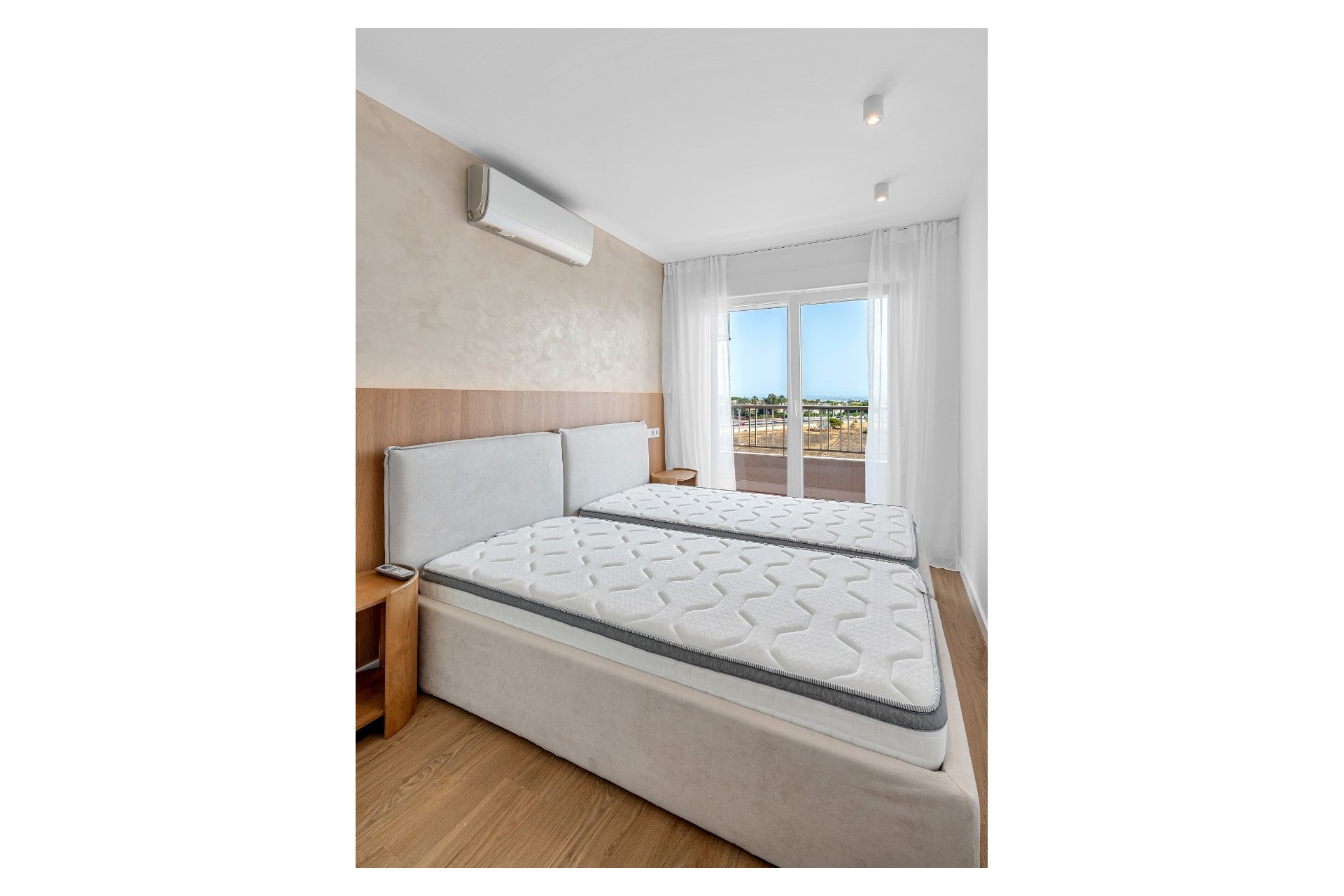 Resale - Apartamento -
Torrevieja - Punta prima