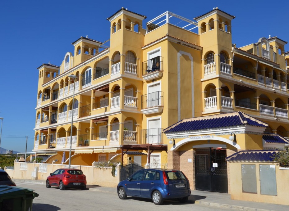 Resale - Apartment -
Algorfa
