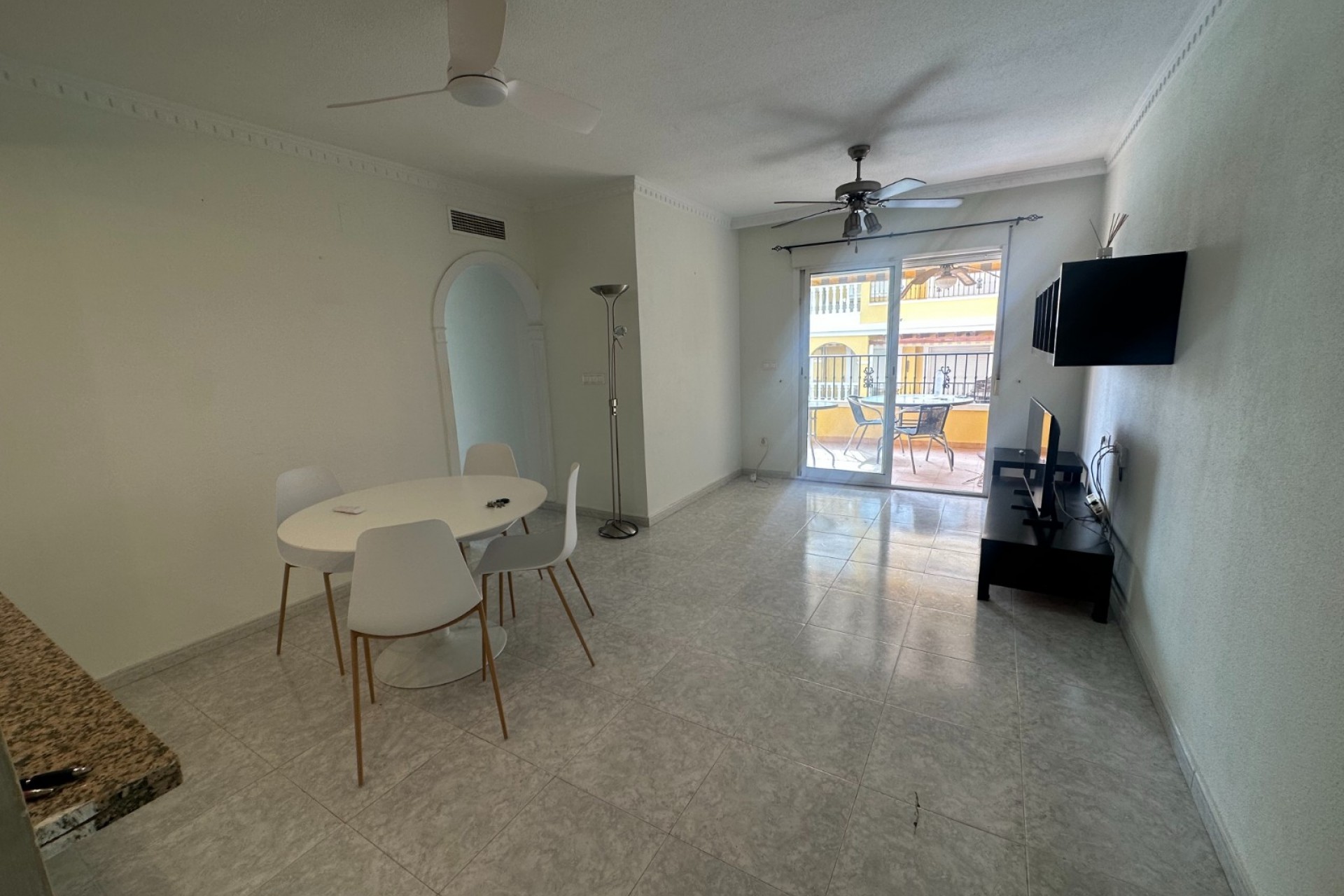 Resale - Apartment -
Algorfa