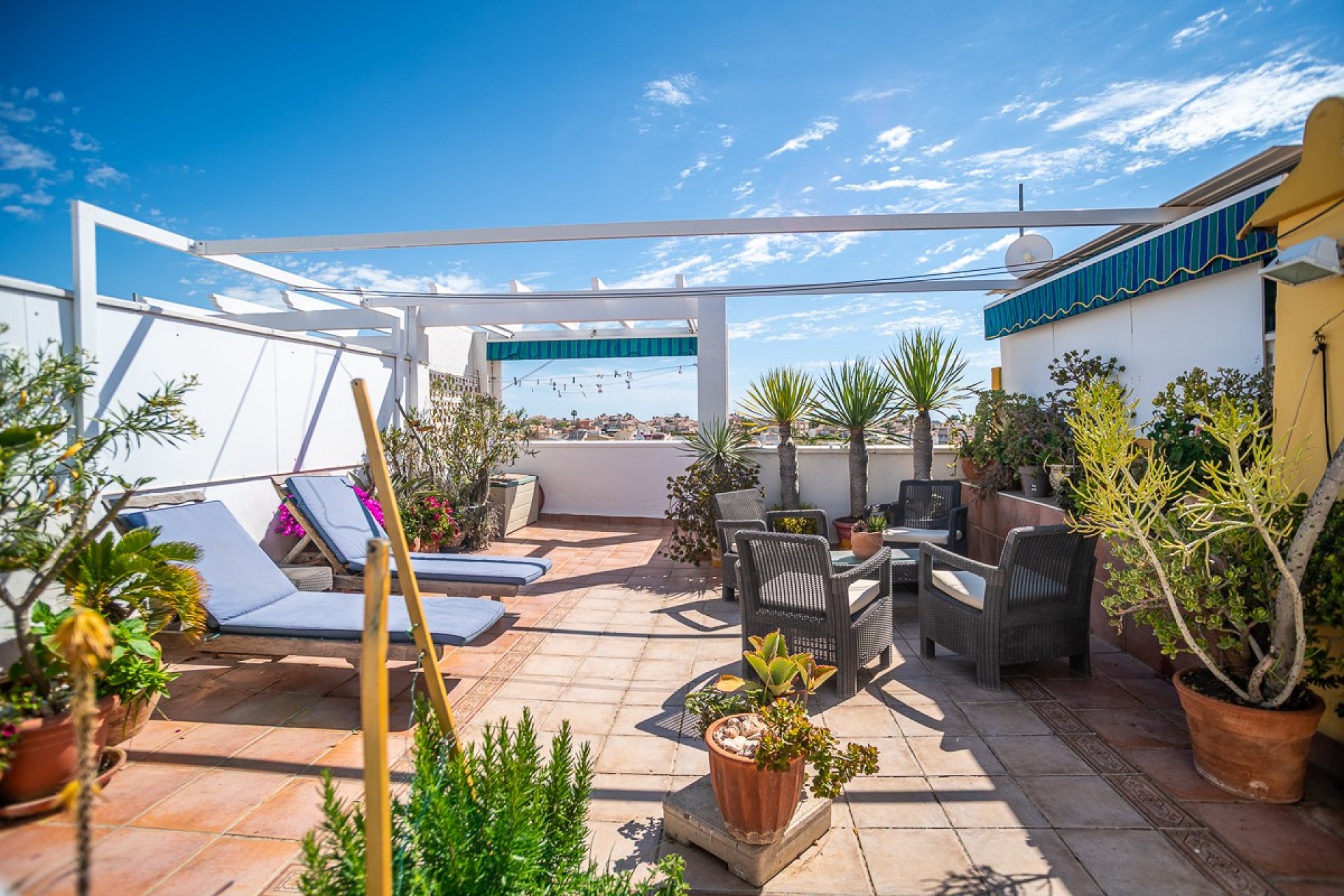 Resale - Apartment -
Alicante - La Florida