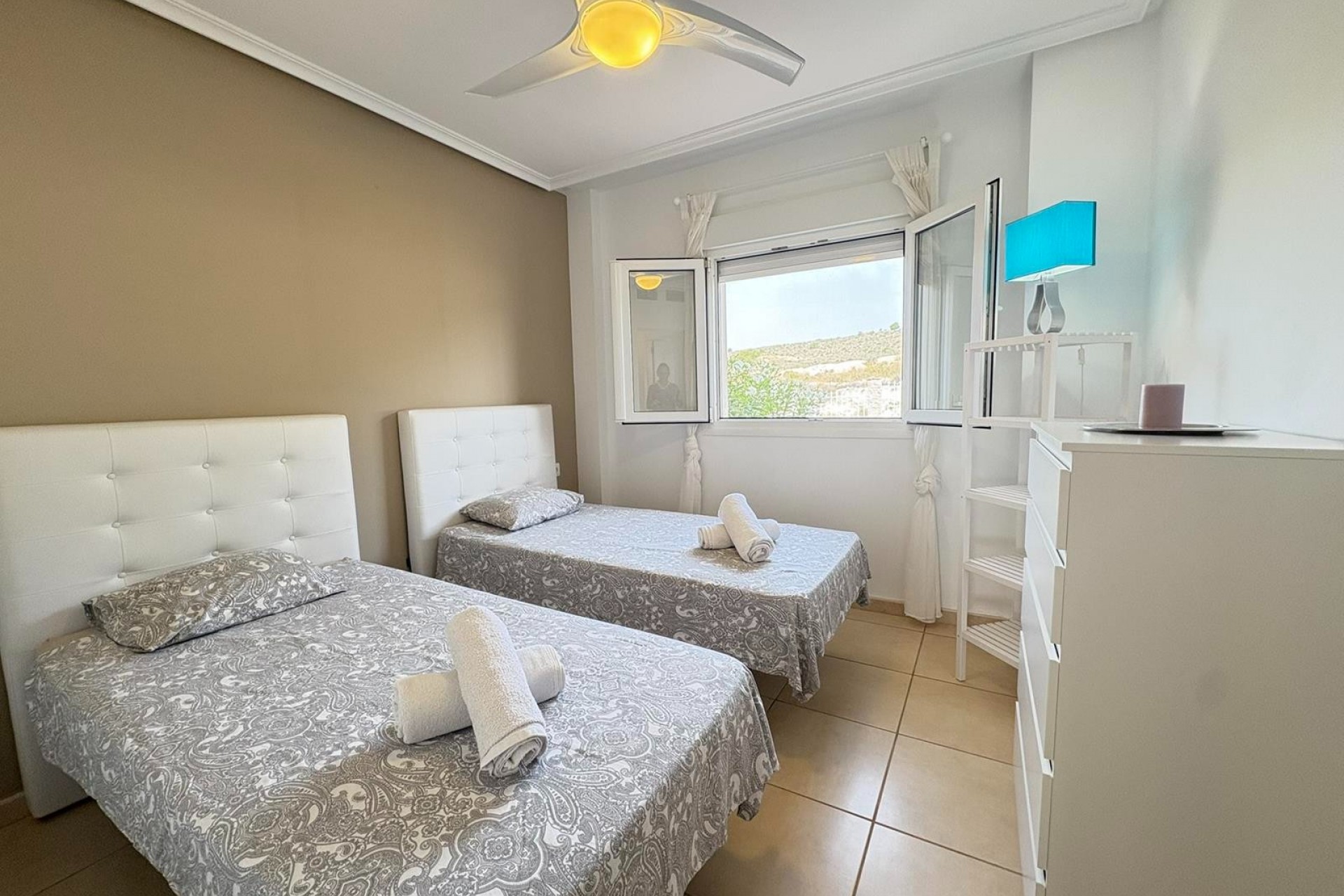 Resale - Apartment -
Altaona Golf and Country Village - Altaona Golf - Country Village