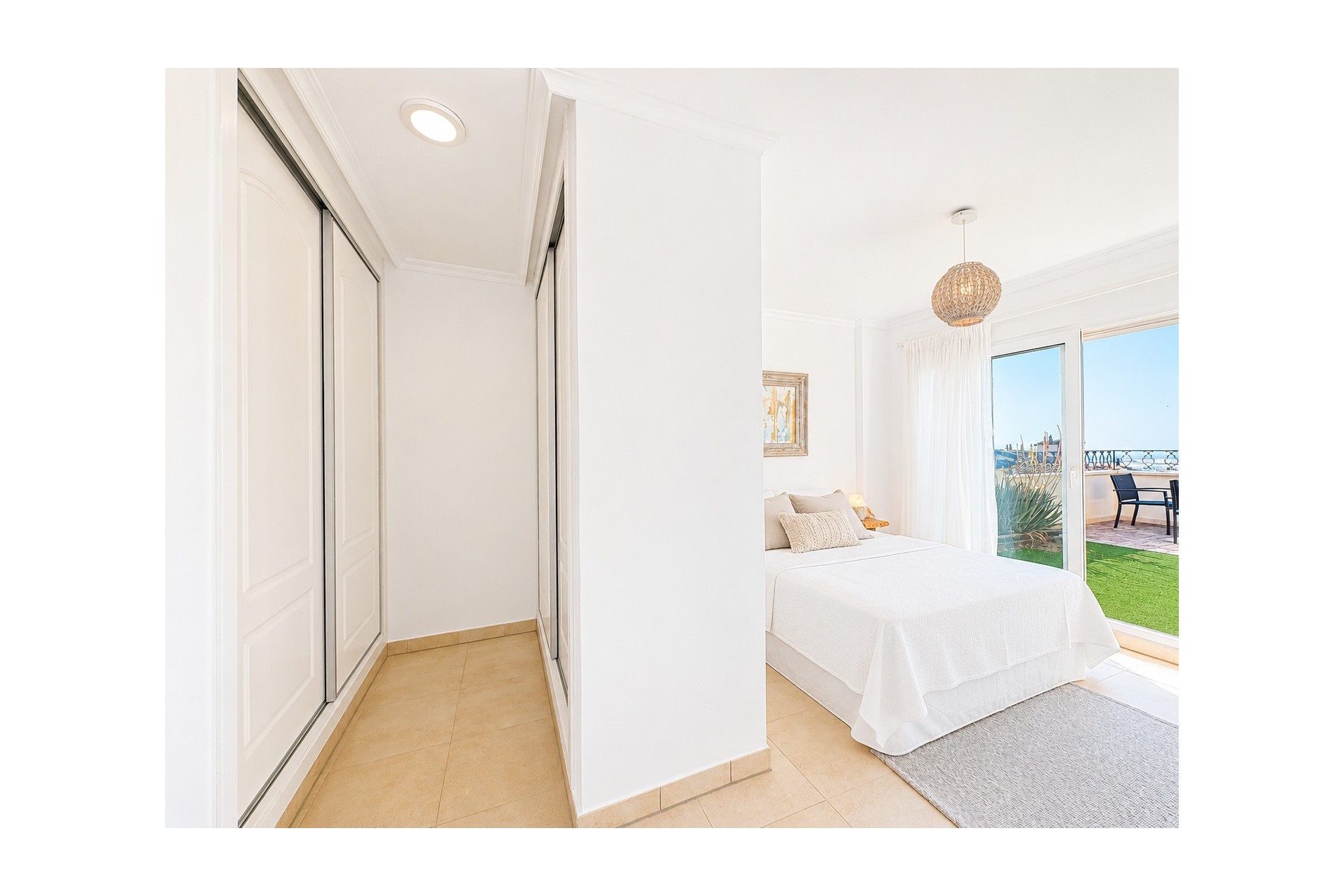 Resale - Apartment -
Altaona Golf and Country Village - Altaona Golf - Country Village