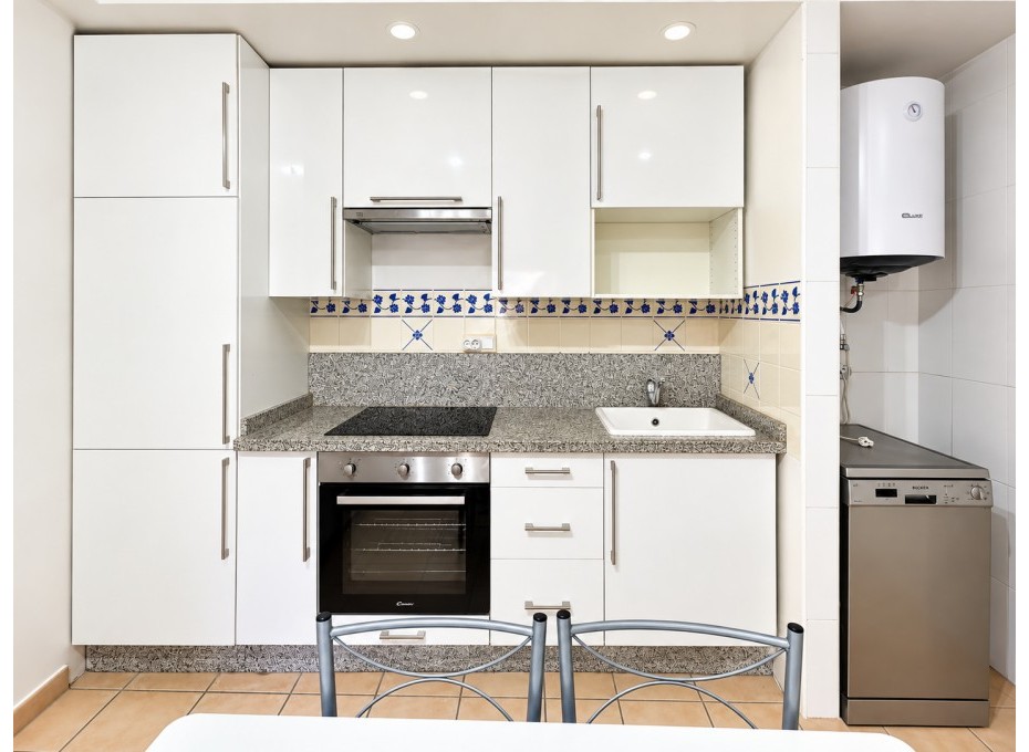 Resale - Apartment -
Altaona Golf and Country Village - Altaona Golf - Country Village