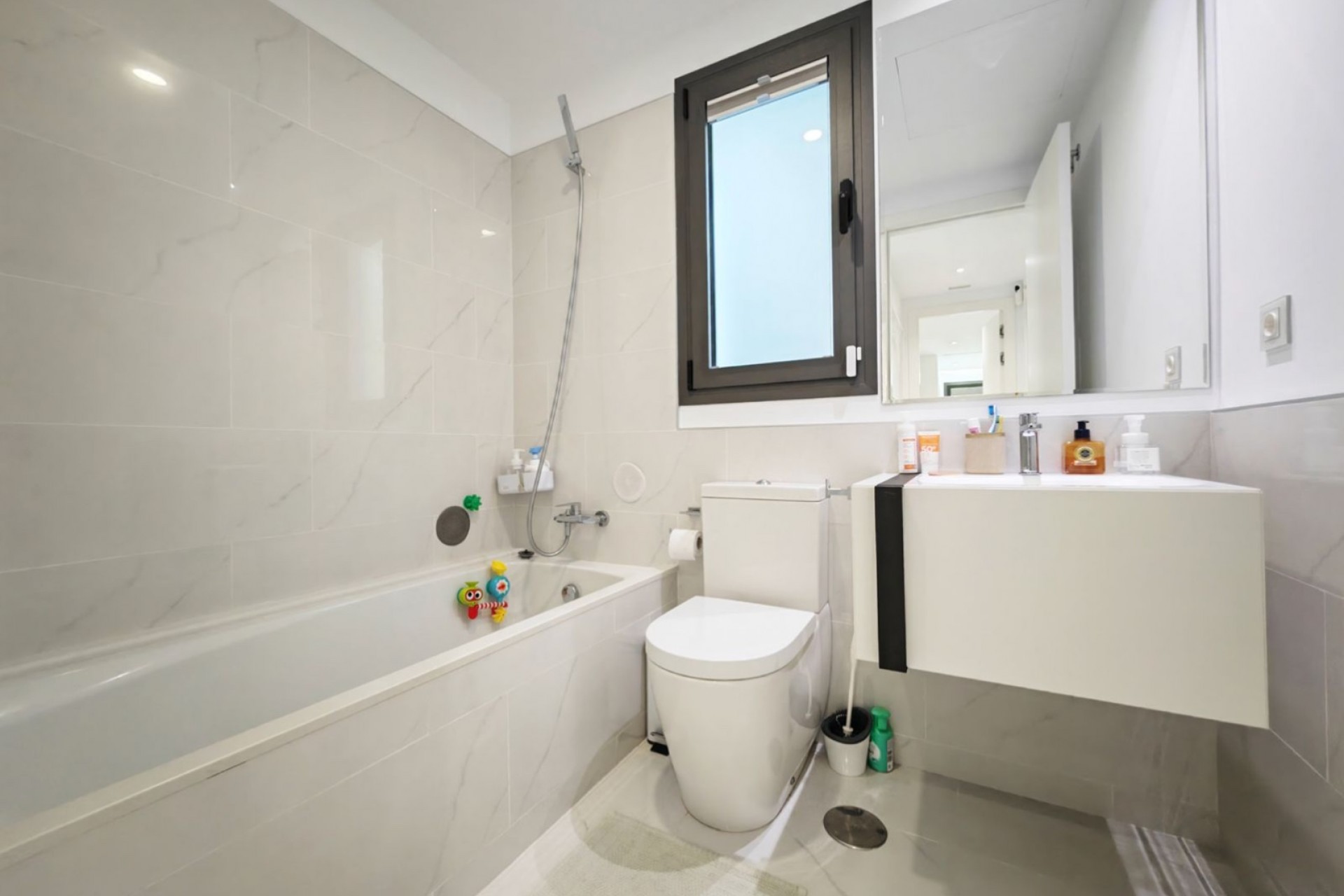 Resale - Apartment -
Estepona - New Golden Mile