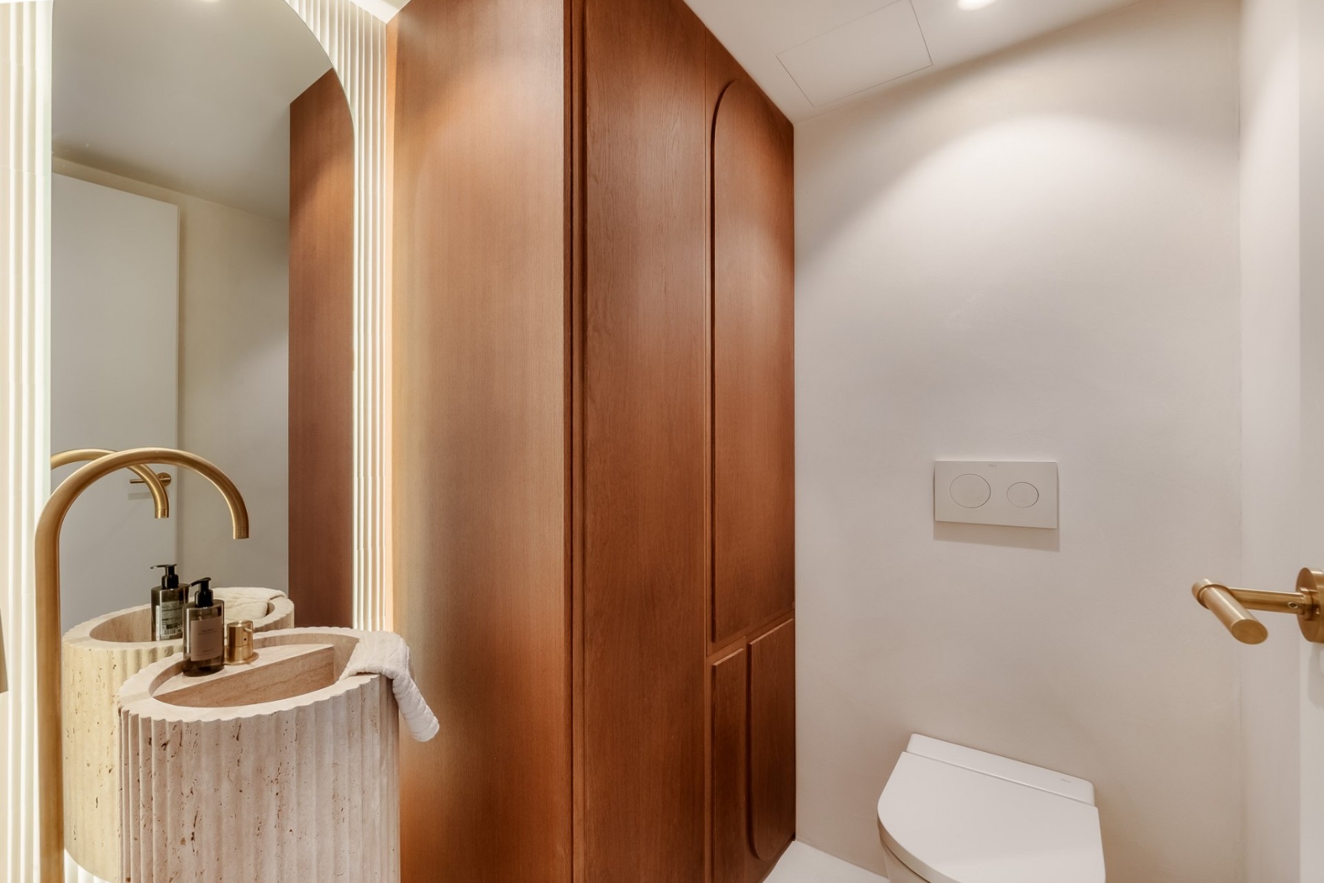 Resale - Apartment -
Estepona