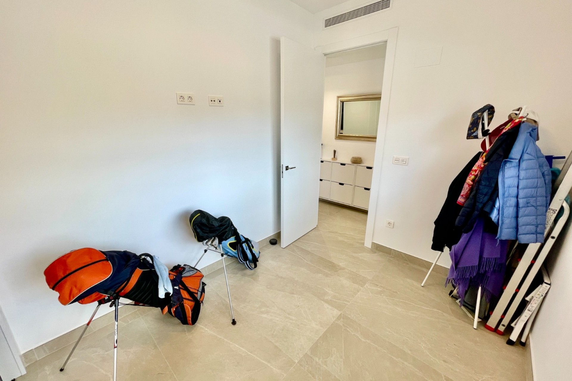 Resale - Apartment - Flat -
Benijofar