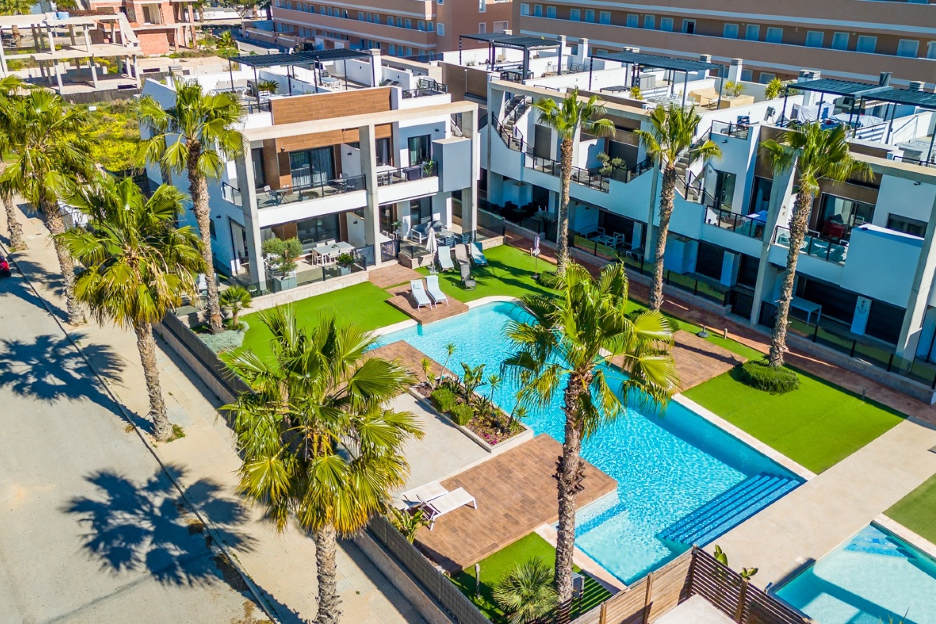 Resale - Apartment / Flat * -
Guardamar del Segura* - El Raso*
