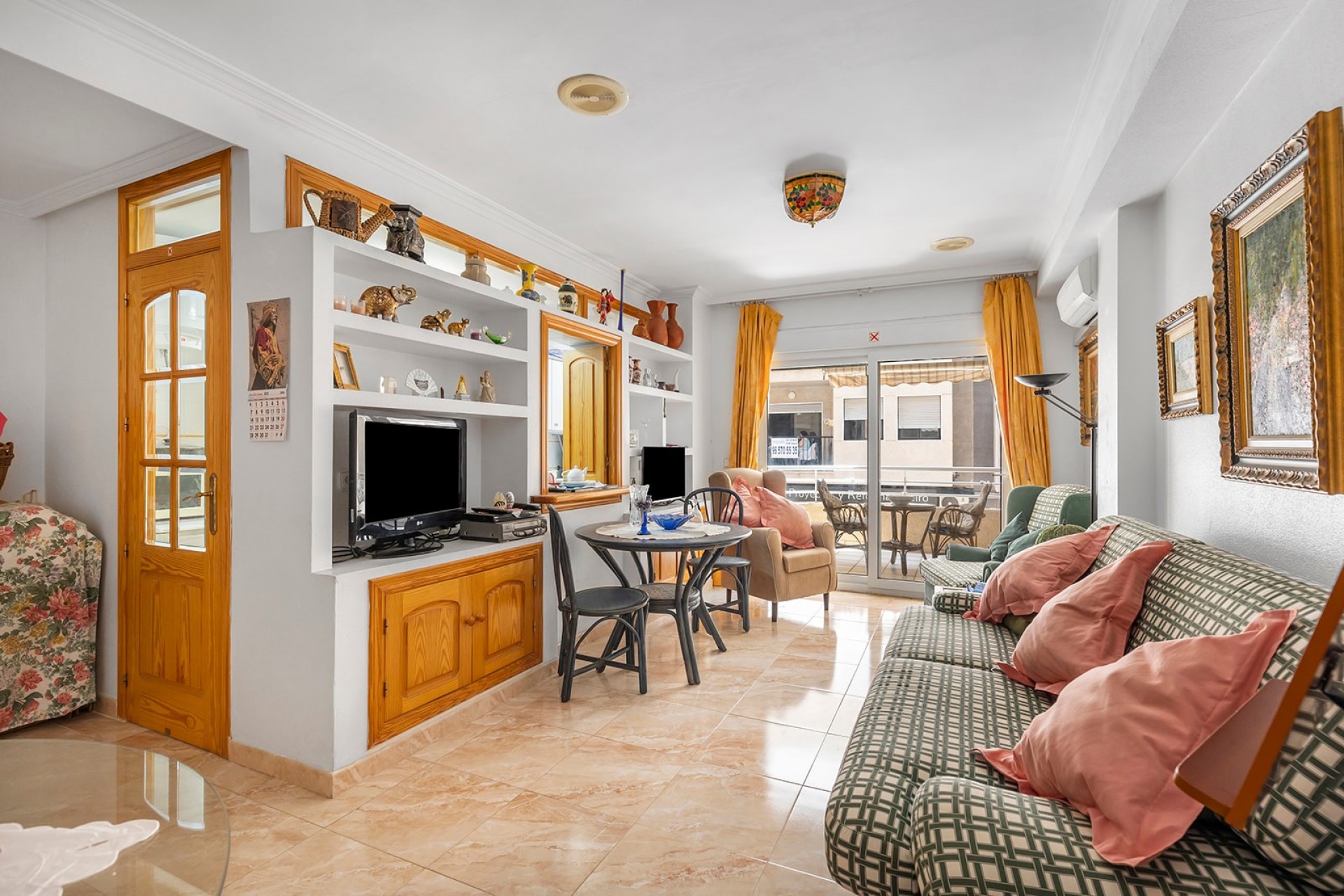 Resale - Apartment - Flat -
La Mata - Playa