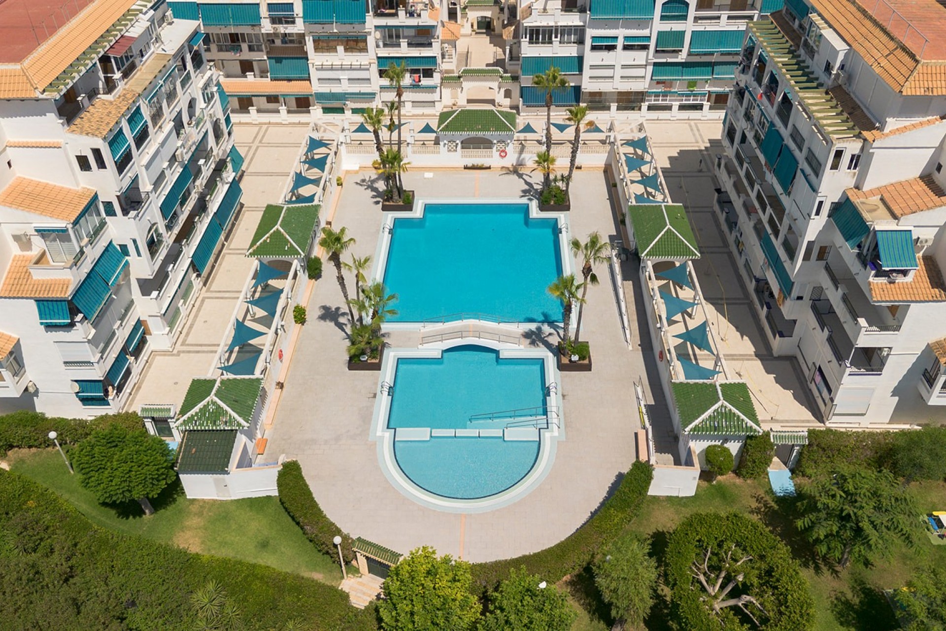 Resale - Apartment - Flat -
La Mata - Playa