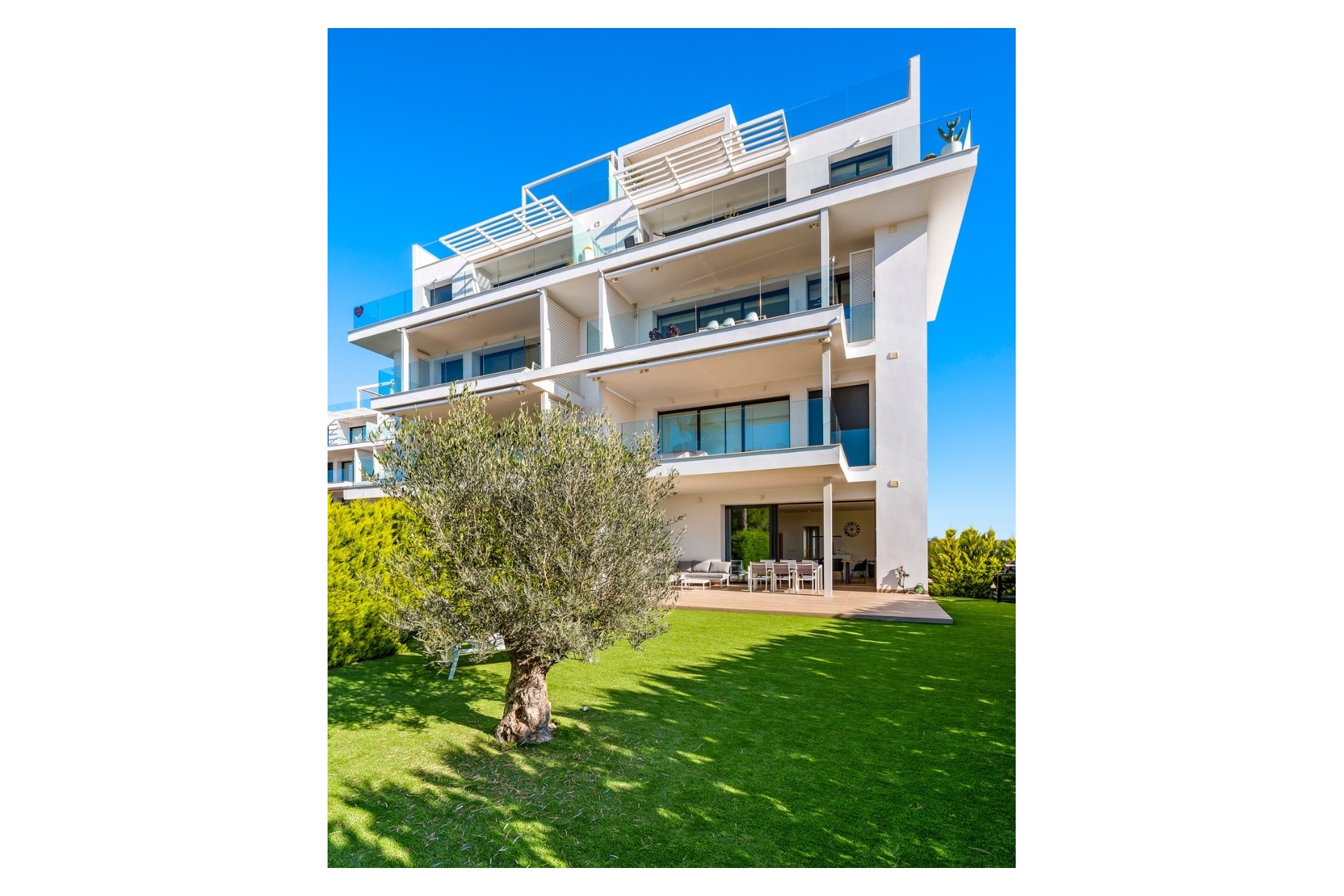 Resale - Apartment / flat -
Las Colinas Golf - Las Colinas Golf Resort