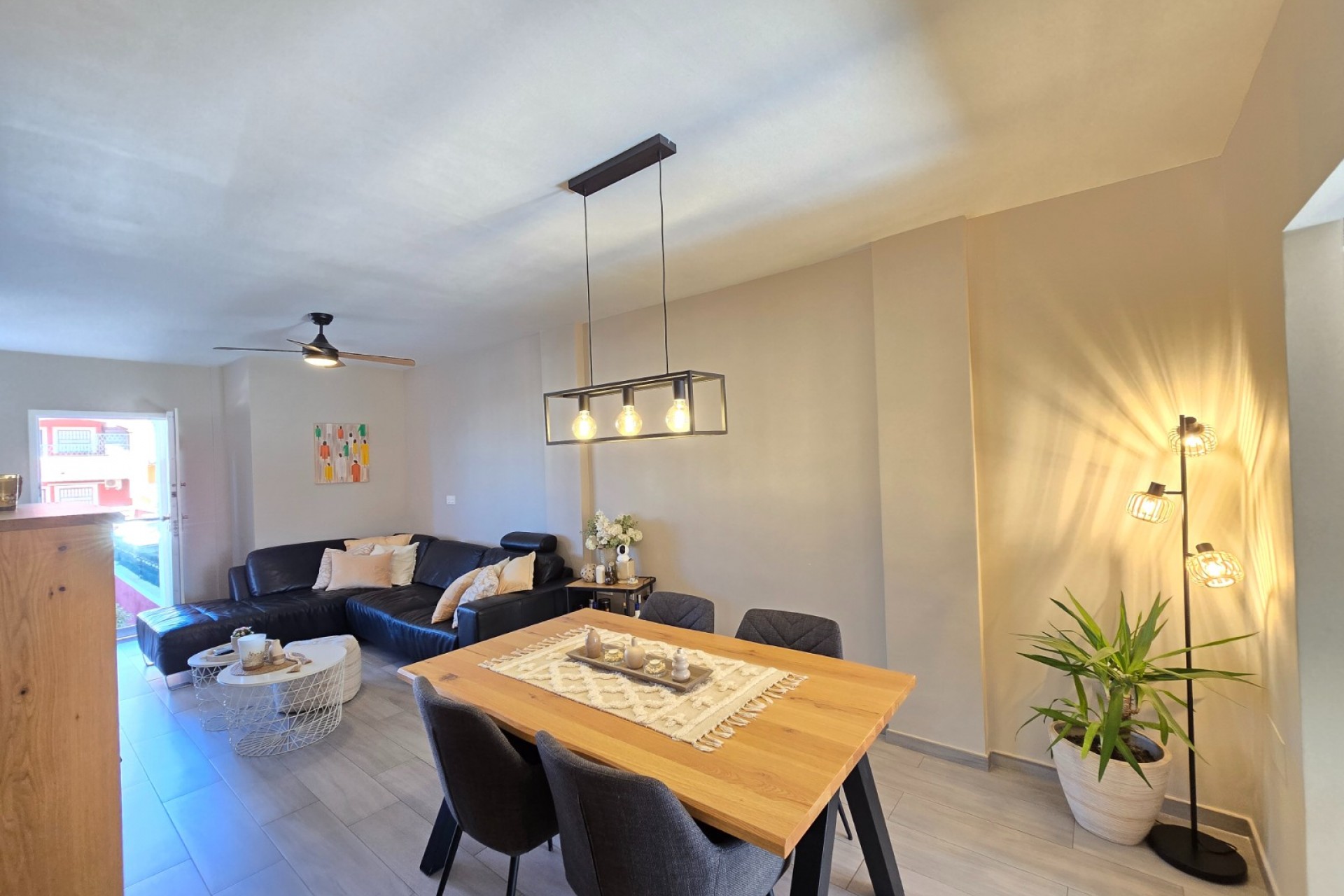 Resale - Apartment / Flat * -
Orihuela Costa * - Los Altos *