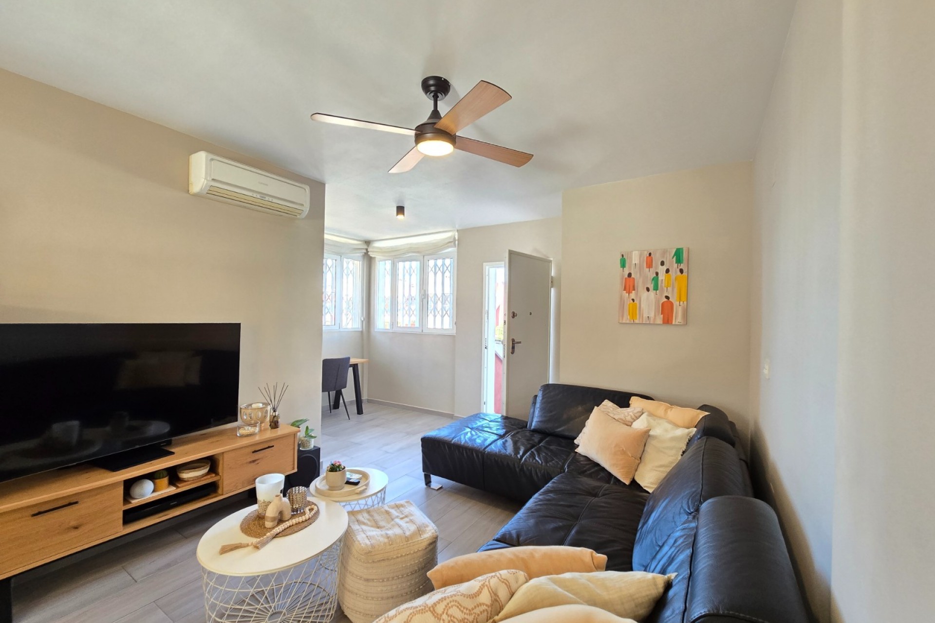 Resale - Apartment / Flat * -
Orihuela Costa * - Los Altos *