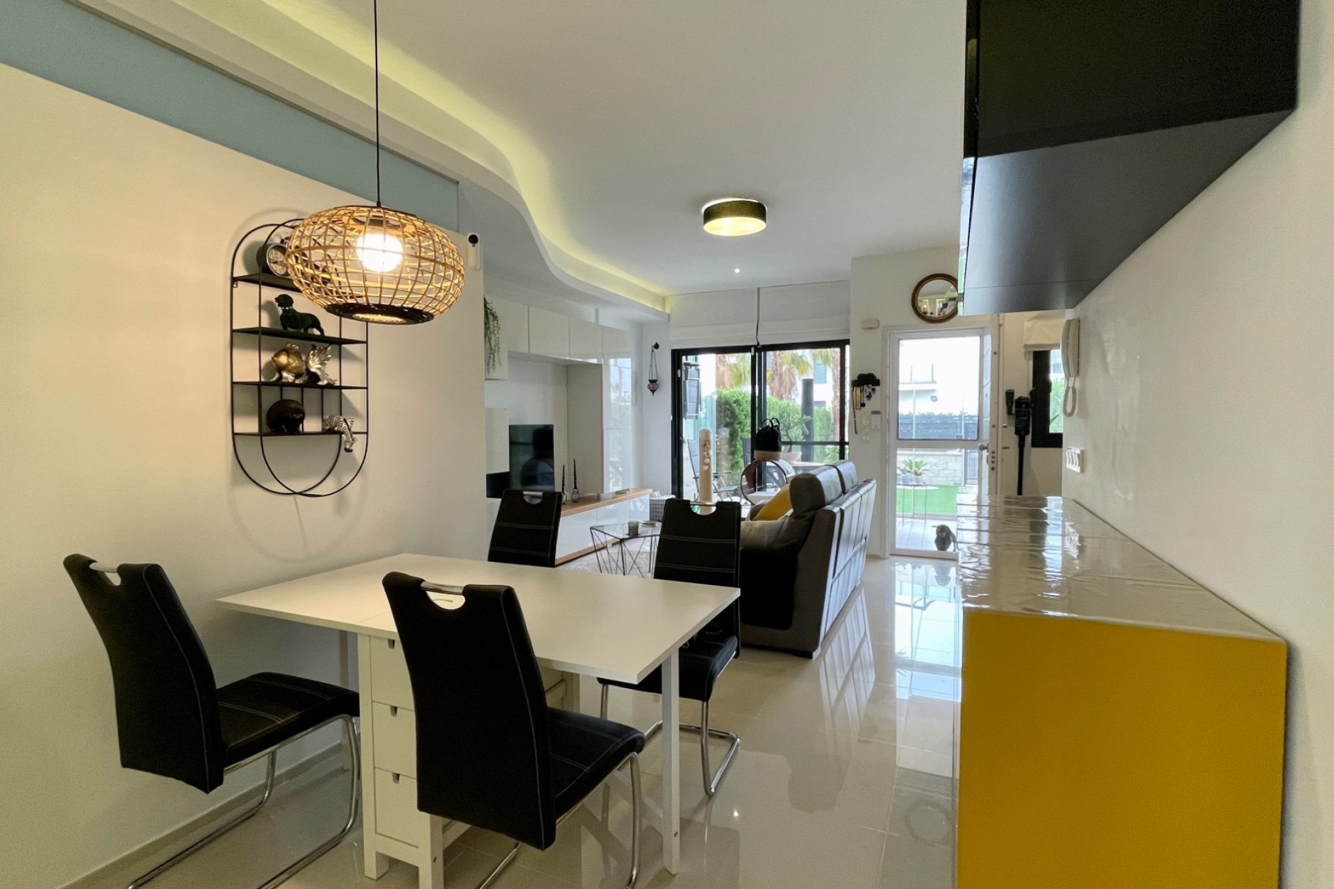 Resale - Apartment / flat -
Orihuela Costa* - Los Dolses*