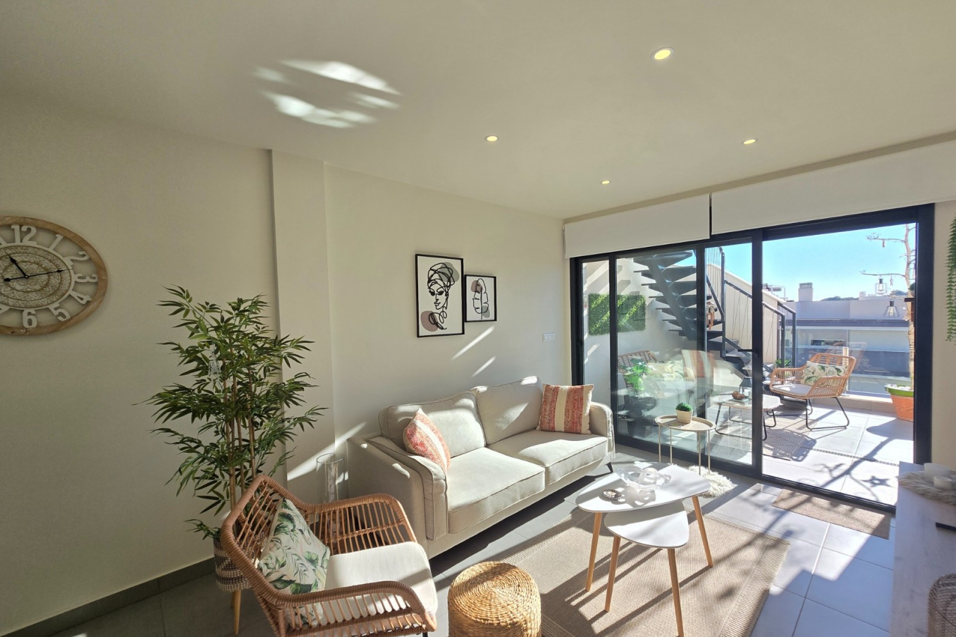 Resale - Apartment / Flat * -
Orihuela Costa * - Villamartín *