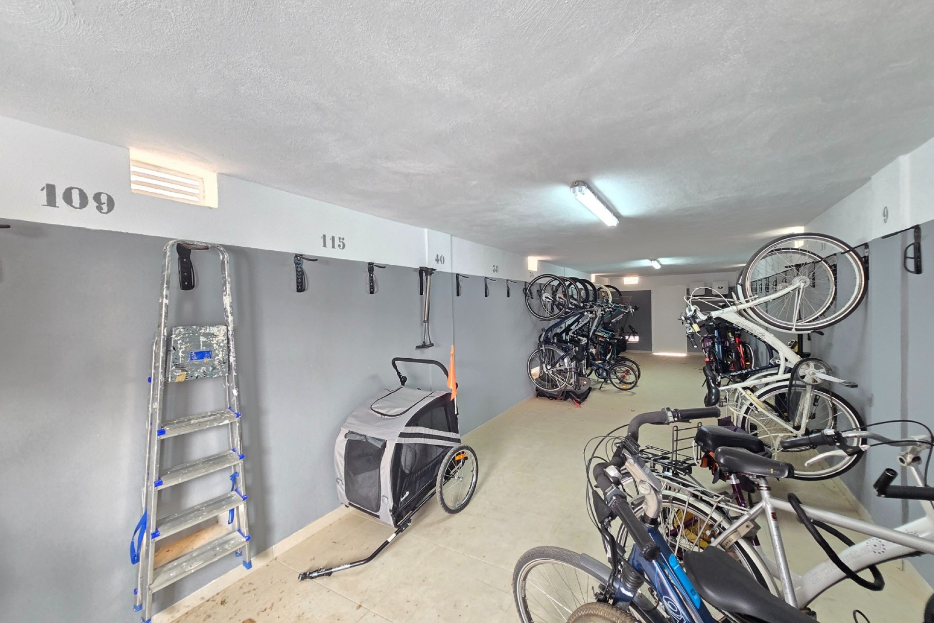 Resale - Apartment / Flat * -
Pilar de la Horadada *