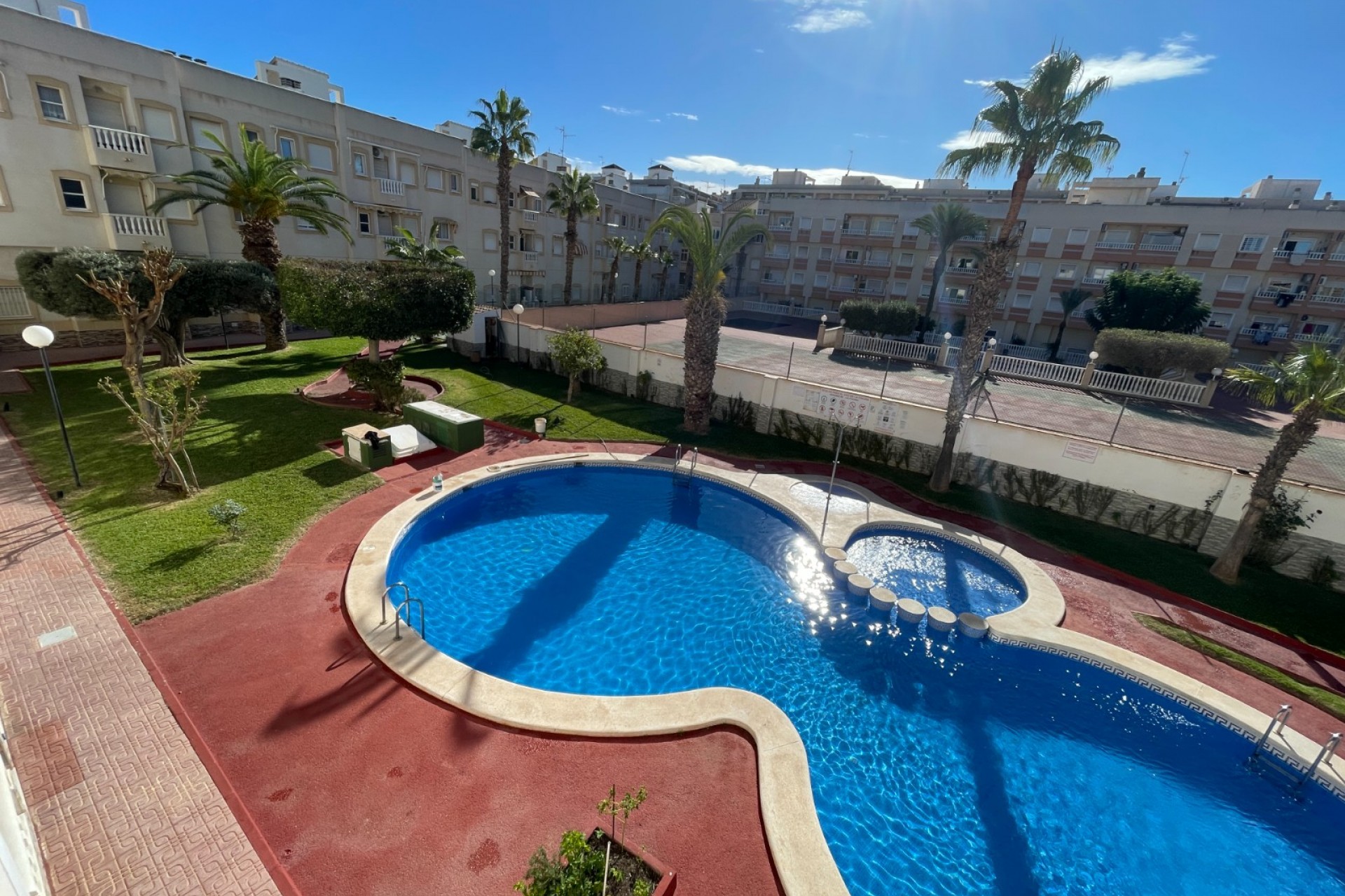 Resale - Apartment / flat -
Torrevieia - Comunidad Valenciana