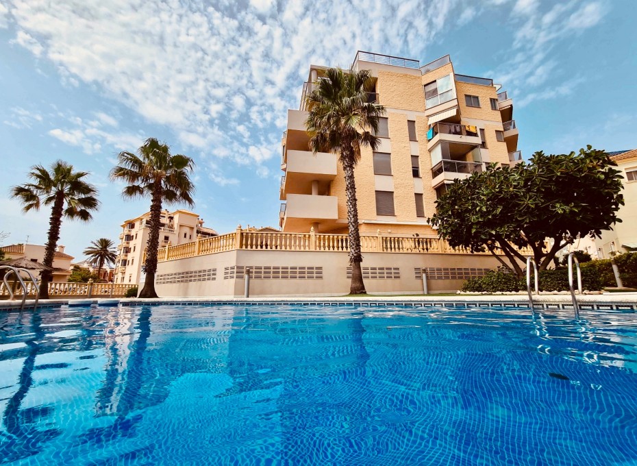 Resale - Apartment -
Guardamar del Segura - El Moncayo