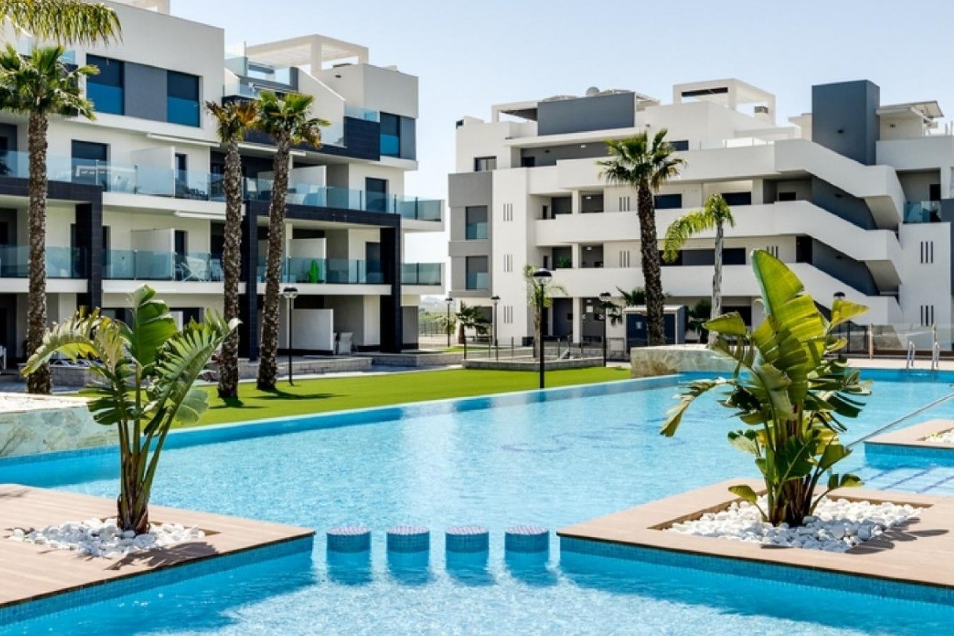 Resale - Apartment -
Guardamar del Segura - El Raso