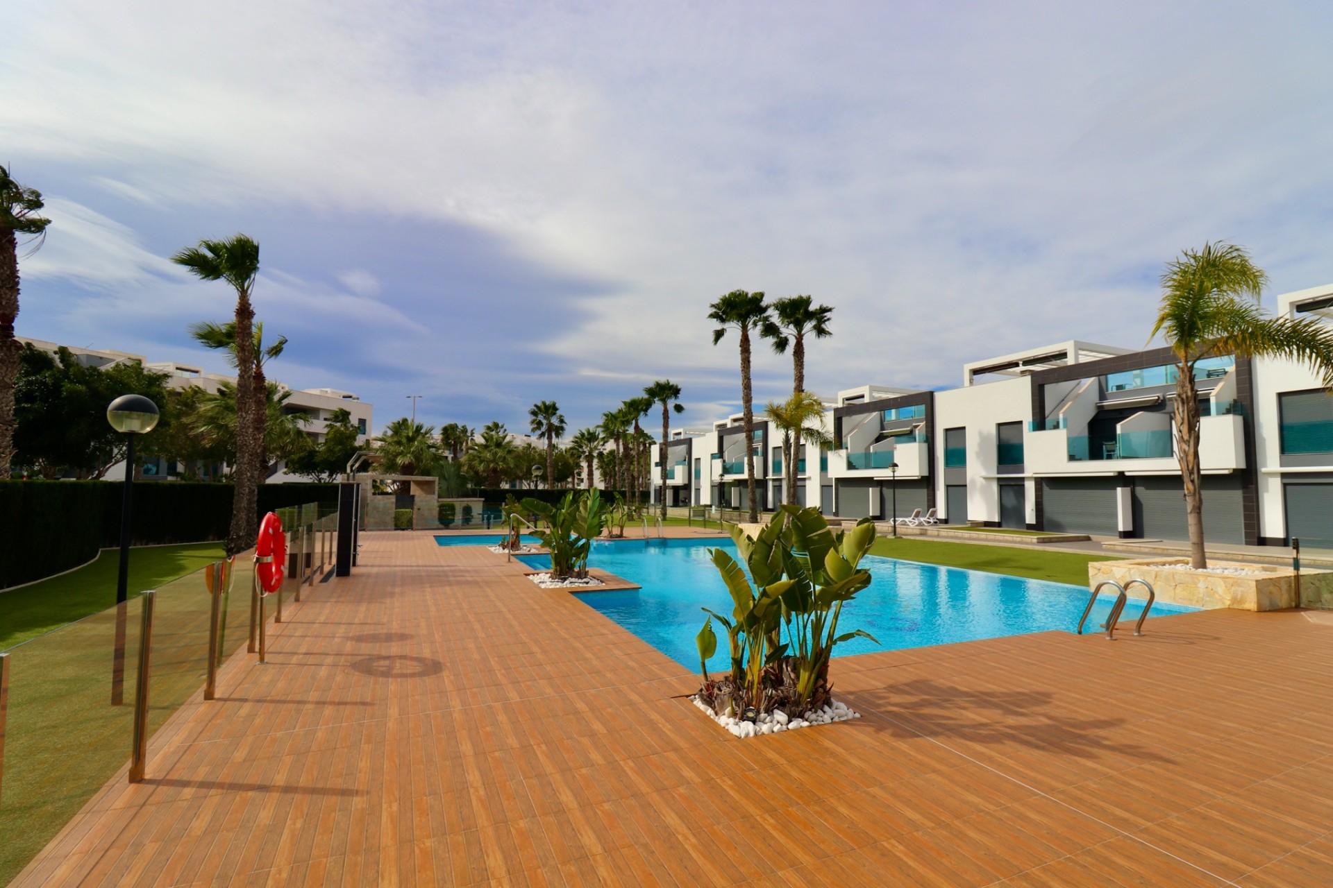 Resale - Apartment -
Guardamar del Segura - Guardamar - El Raso