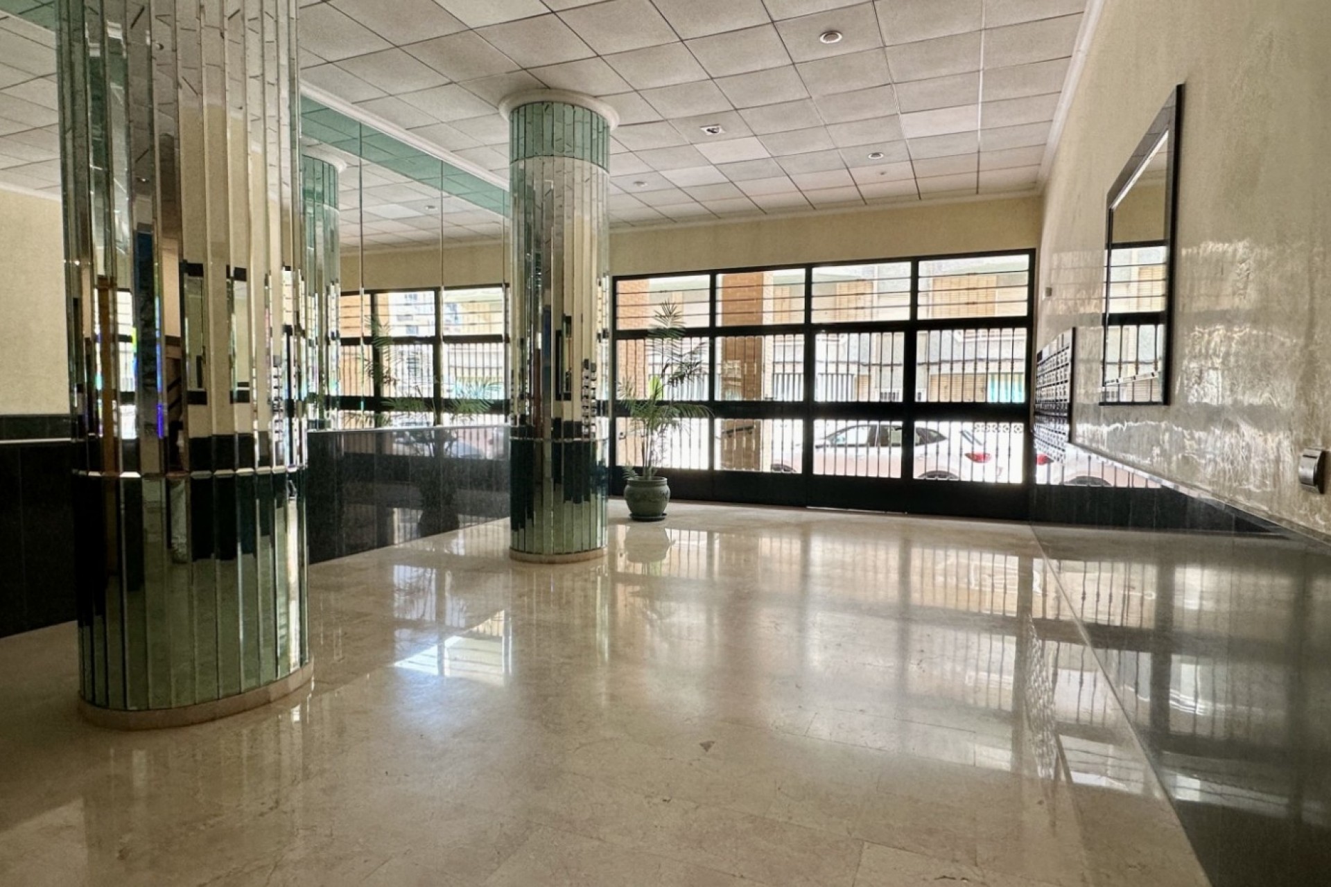 Resale - Apartment -
Guardamar del Segura