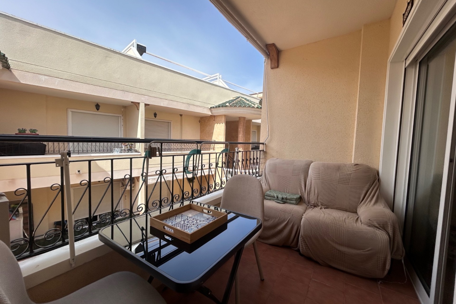 Resale - Apartment -
Jacarilla