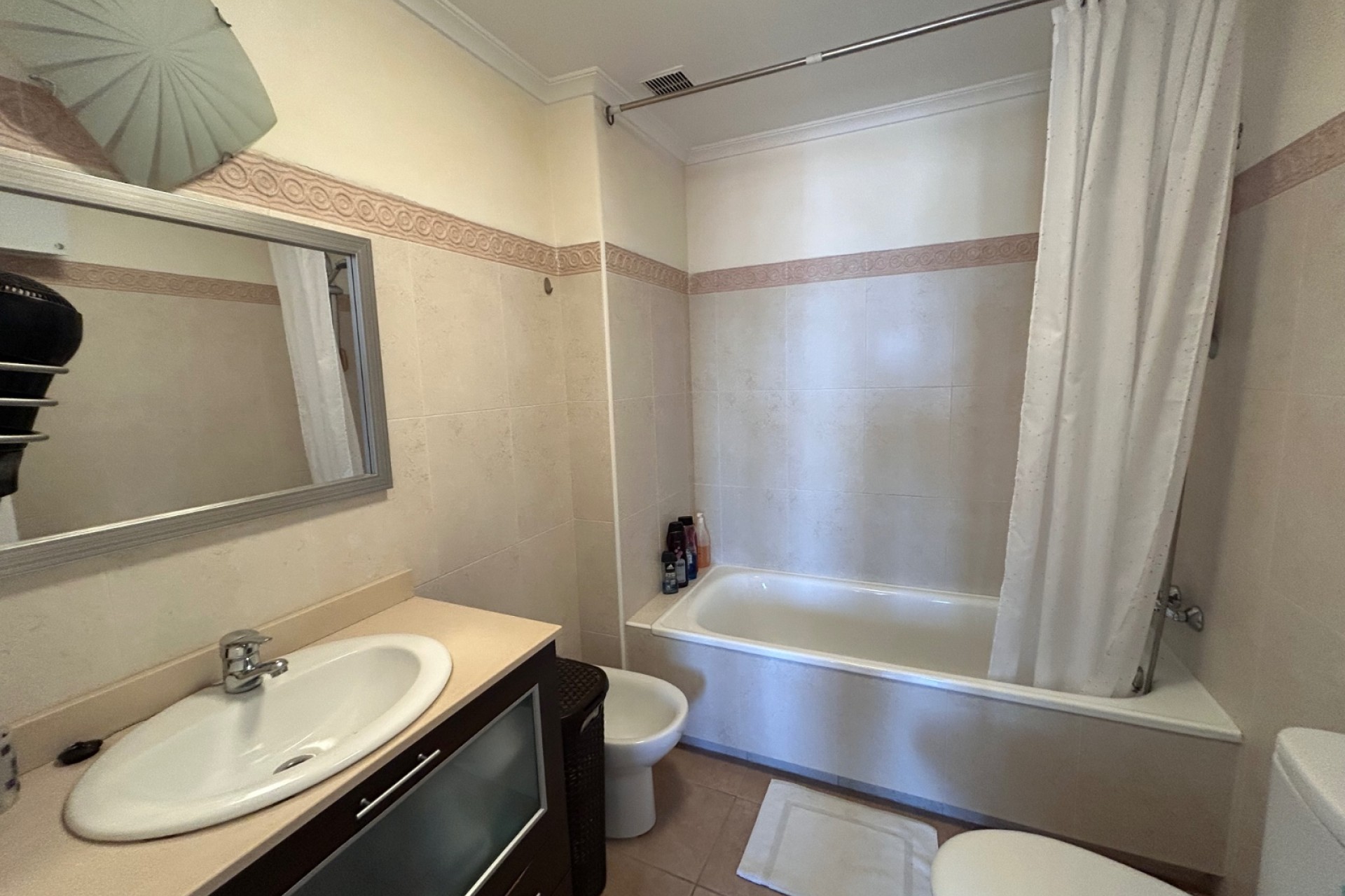 Resale - Apartment -
Jacarilla